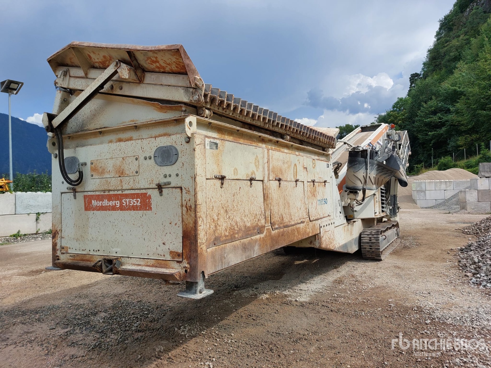 2003 Metso LOKOTRACK ST352