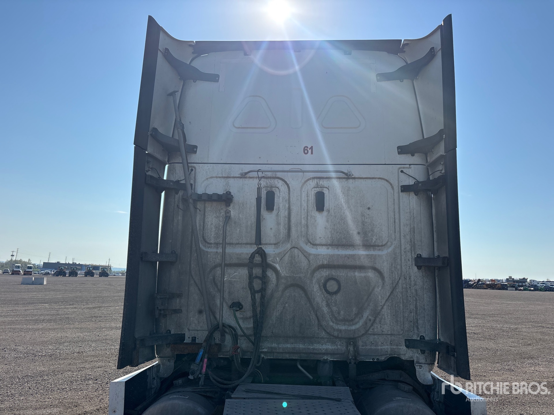 2021 Freightliner CASCADIA 126