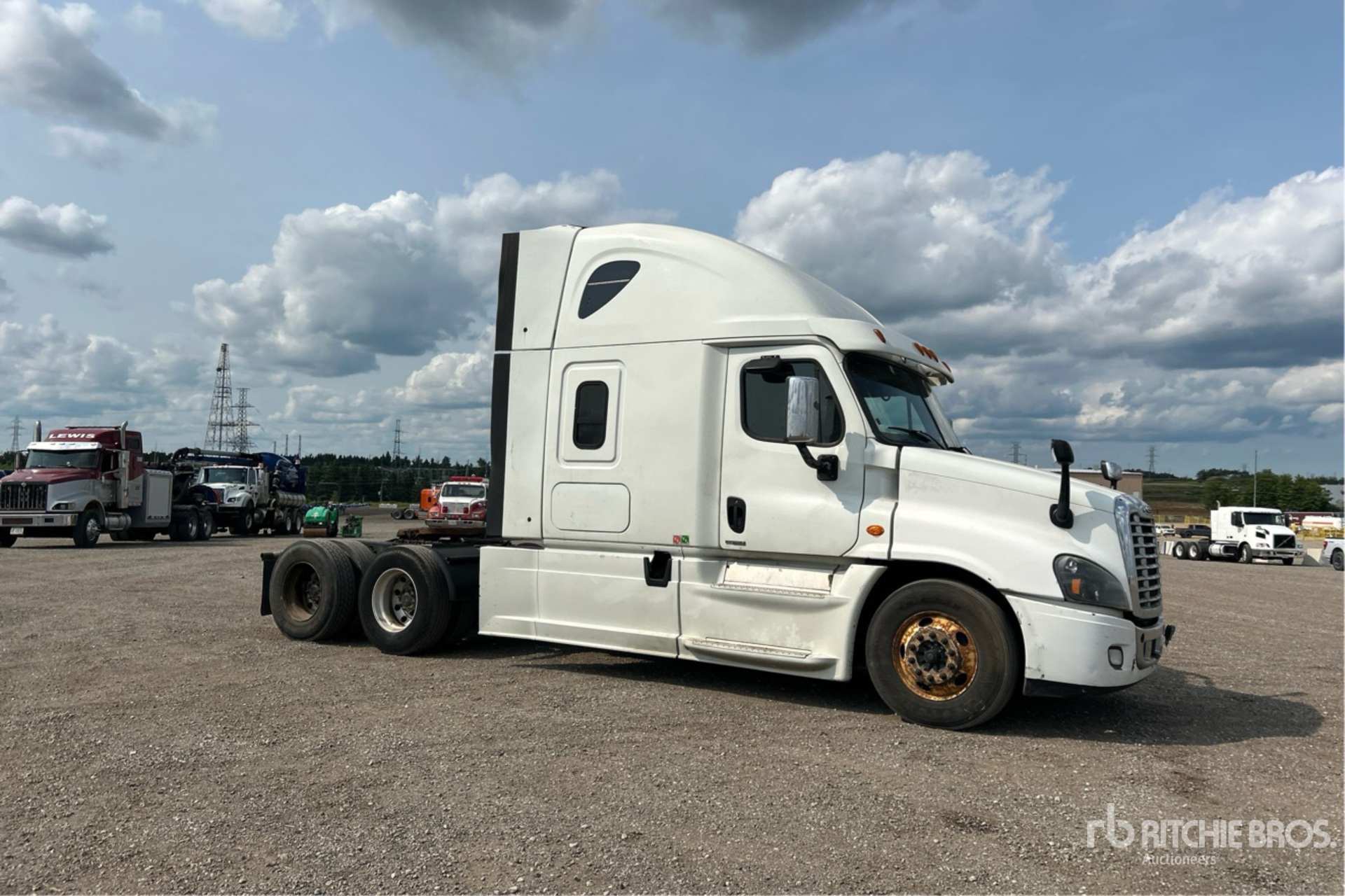 2015 Freightliner CASCADIA 125