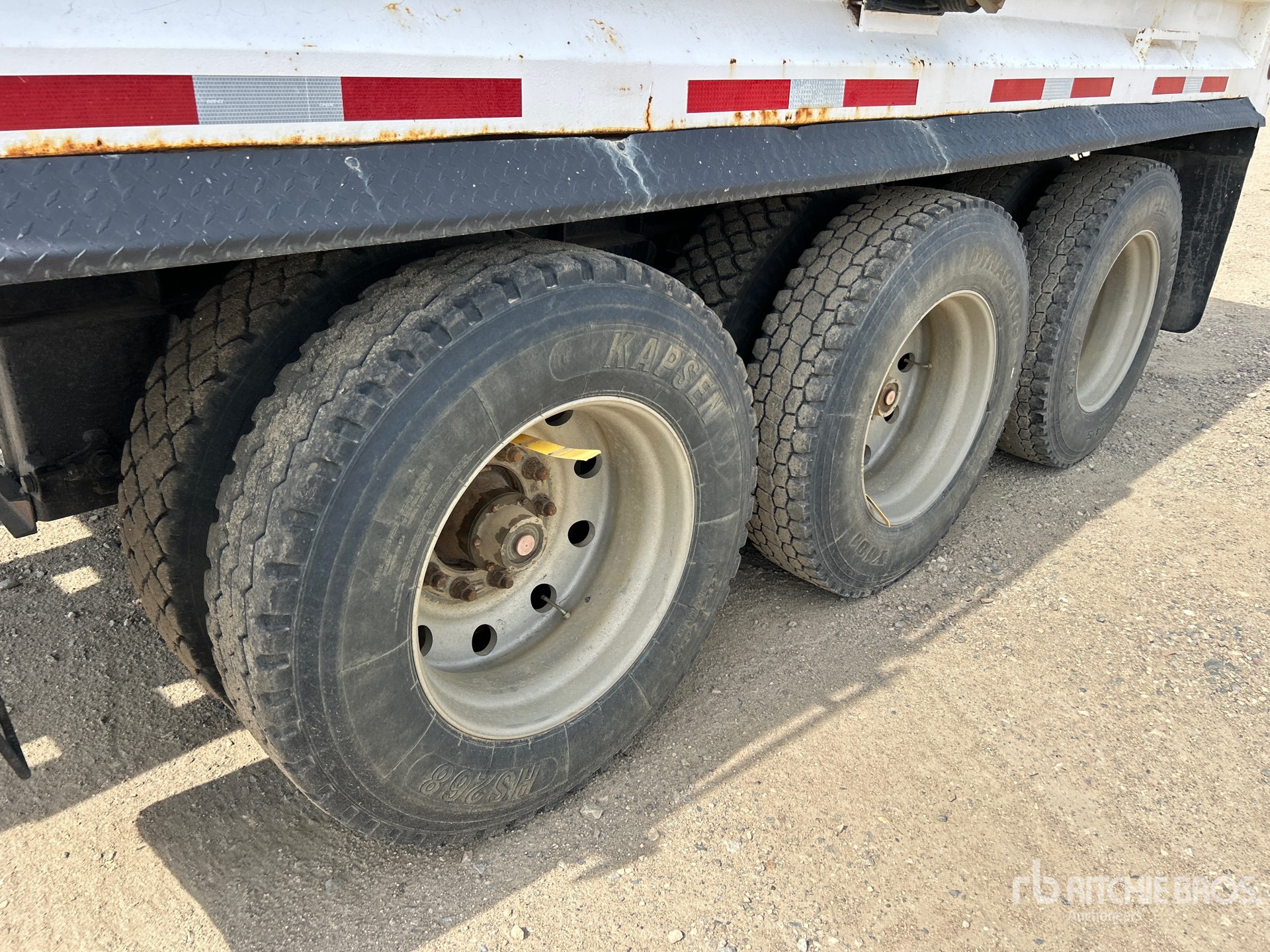 2008 Load Line 17 FT TRI/A