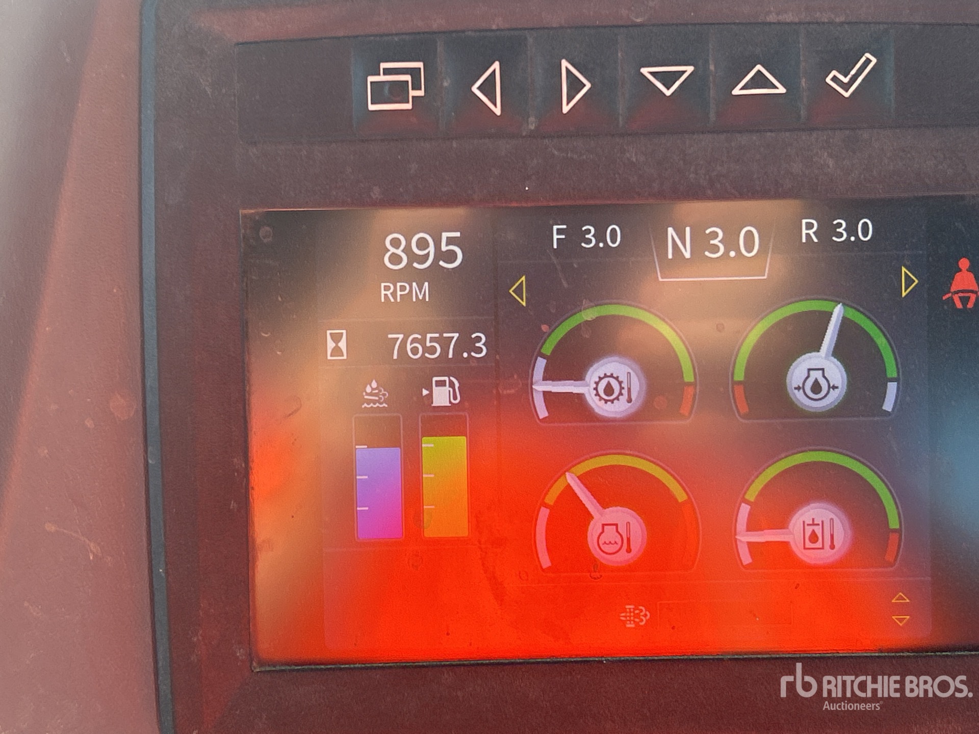 2022 John Deere 700L XLT