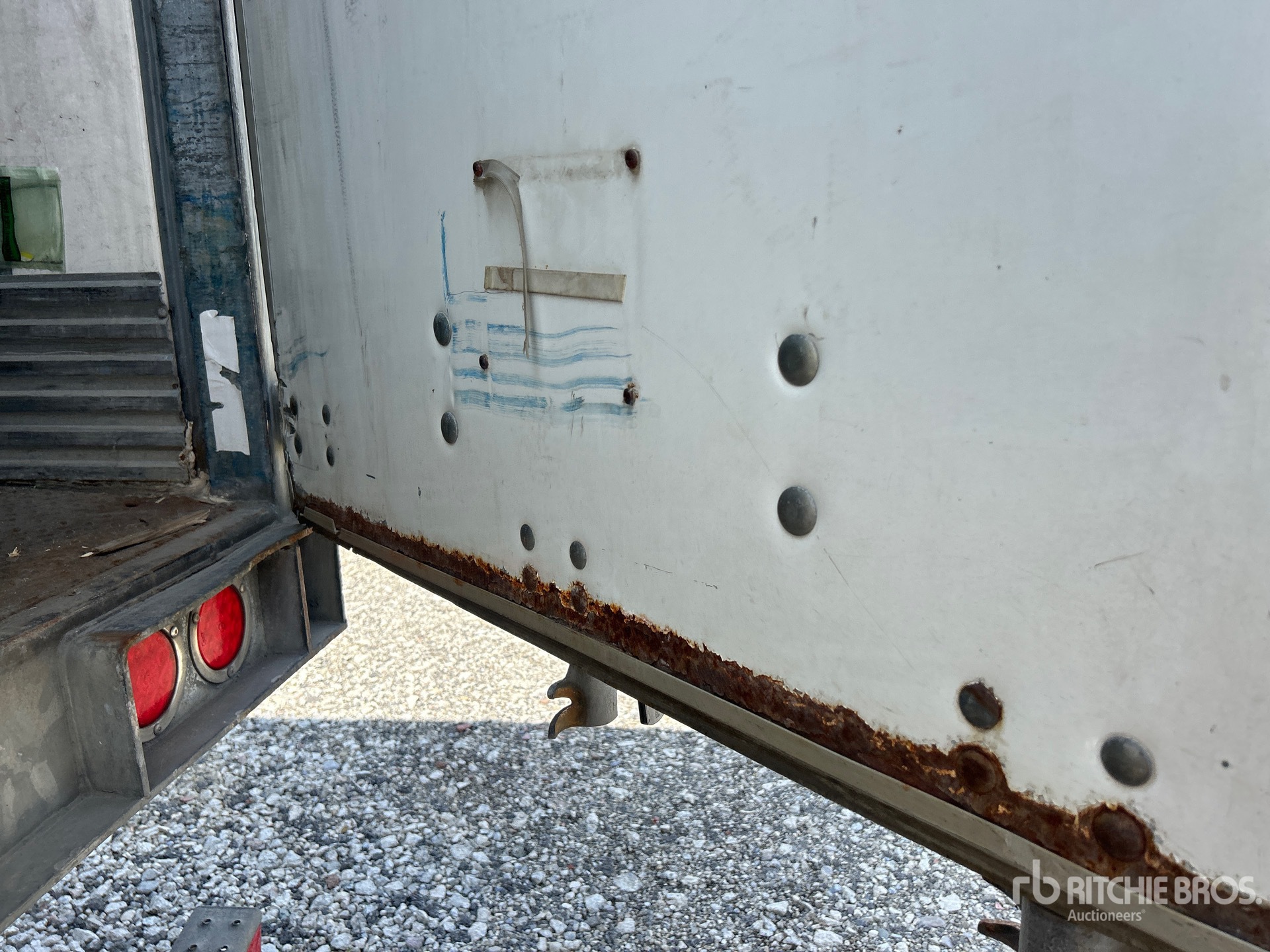 2007 Trailmobile 53 ft x 102 in T/A