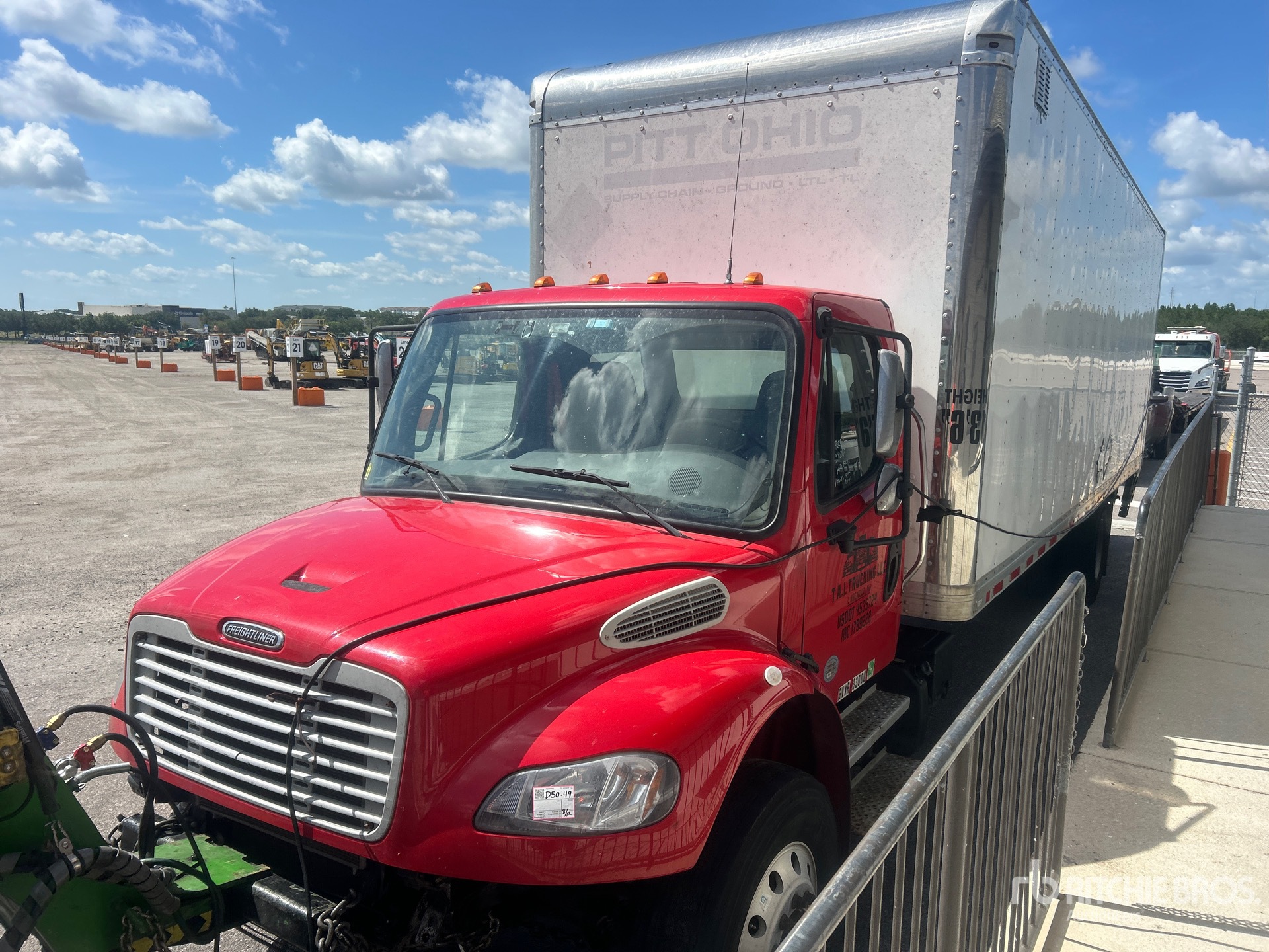 2021 Freightliner M2 106