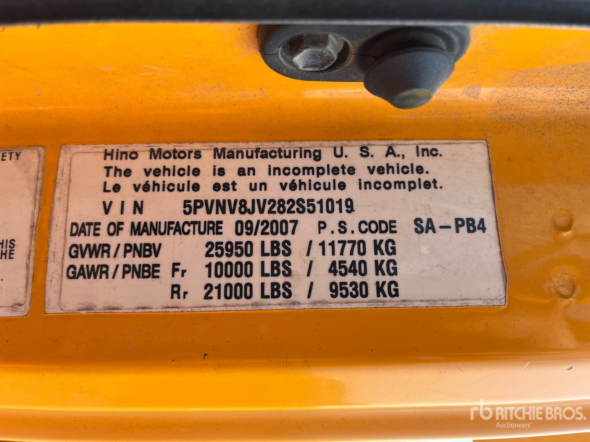 2008 Hino 338