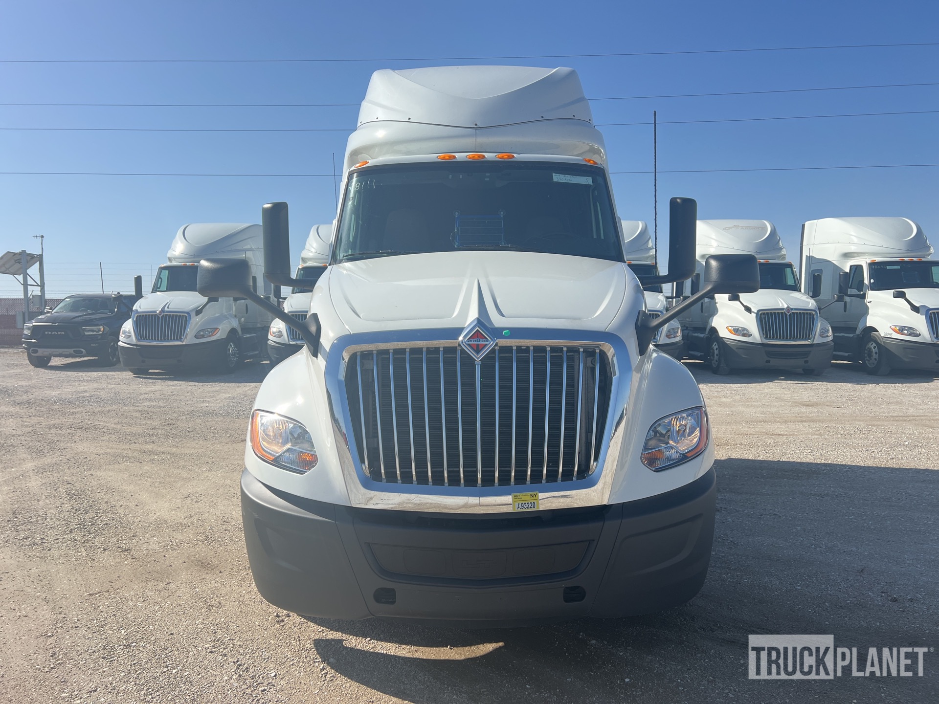 2019 International LT625
