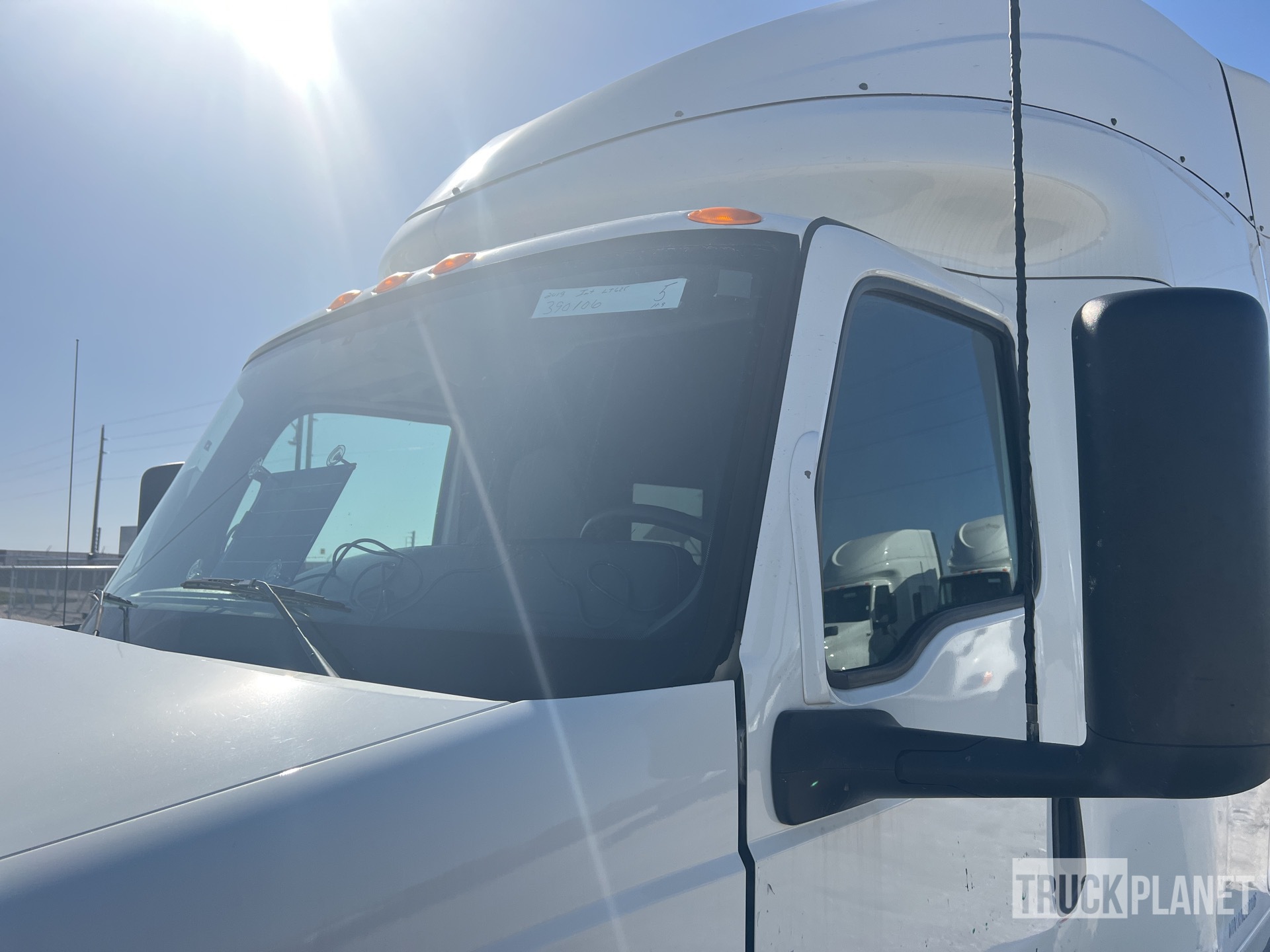 2019 International LT625