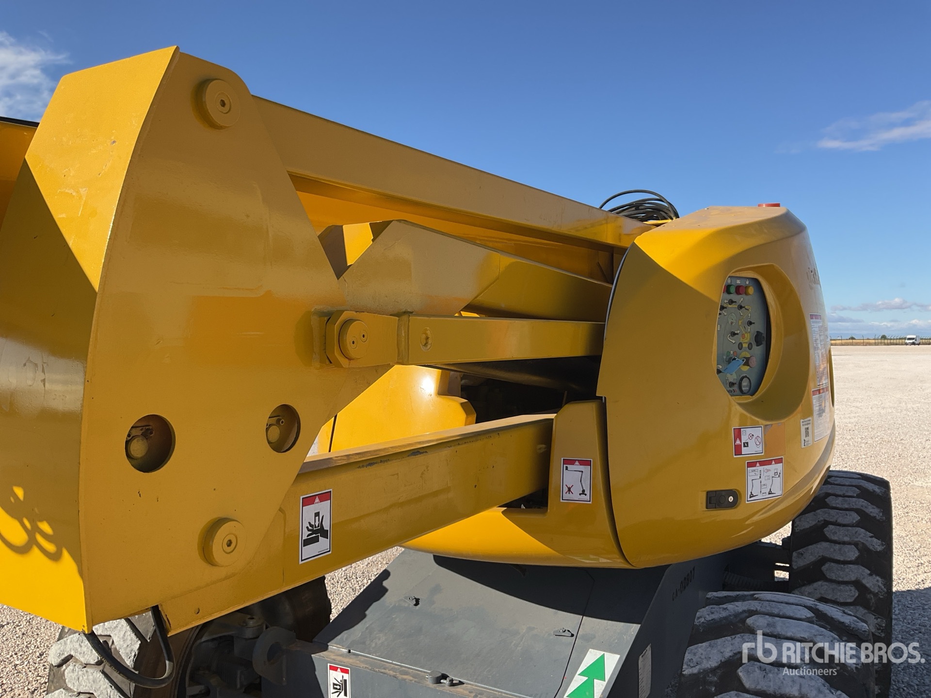 2007 Haulotte HA16PXNT