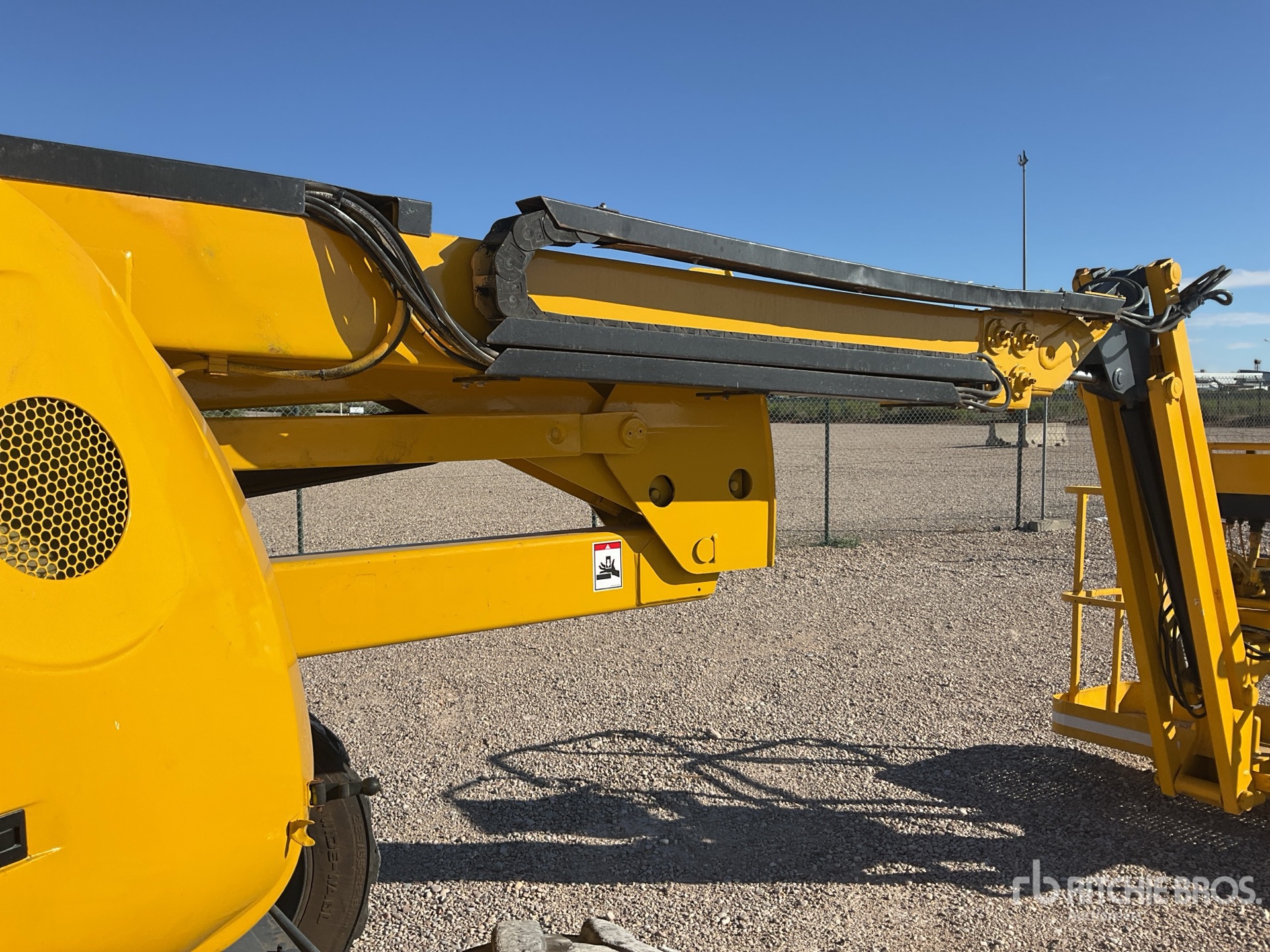 2007 Haulotte HA16PXNT