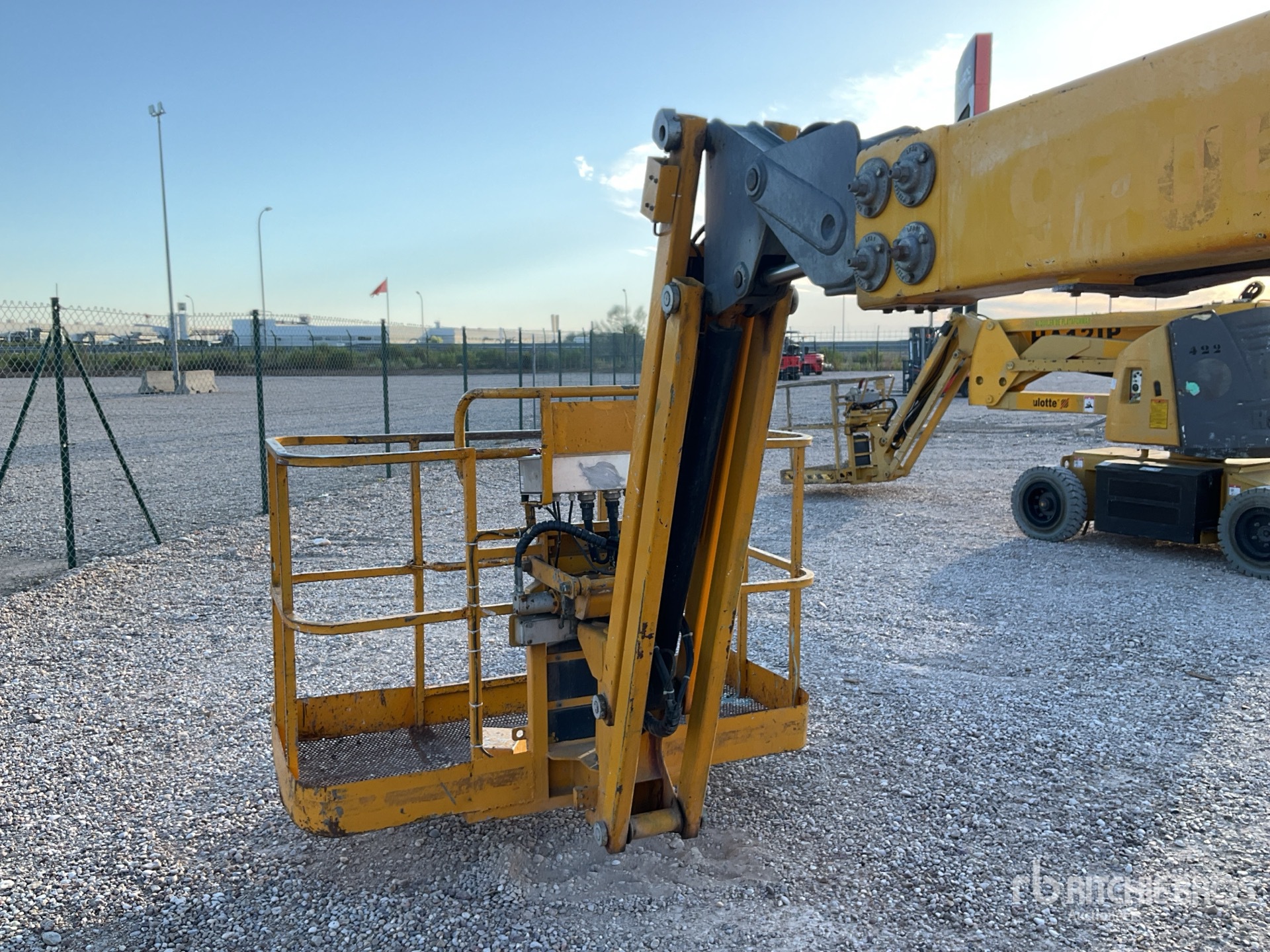 2007 Haulotte HA18PXNT