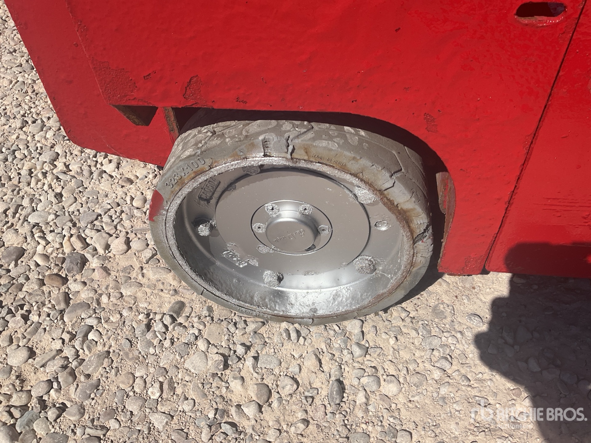2021 Magni ES0807EP
