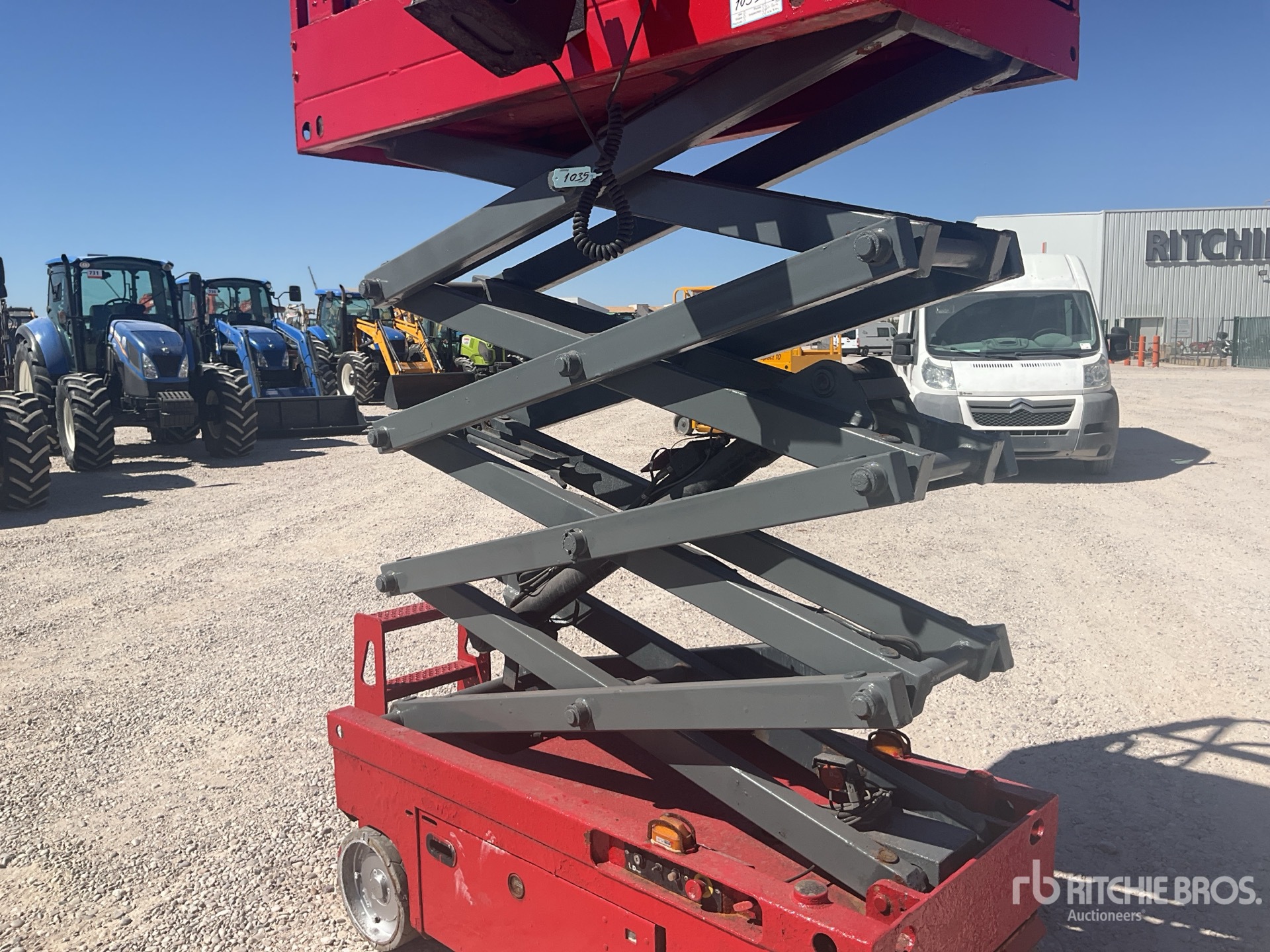 2021 Magni ES0807EP