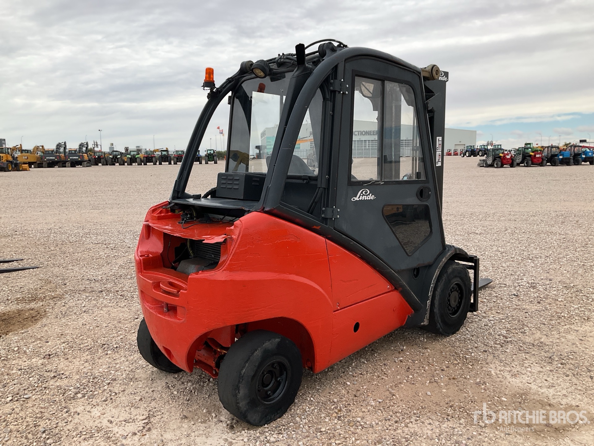 2011 Linde H30D