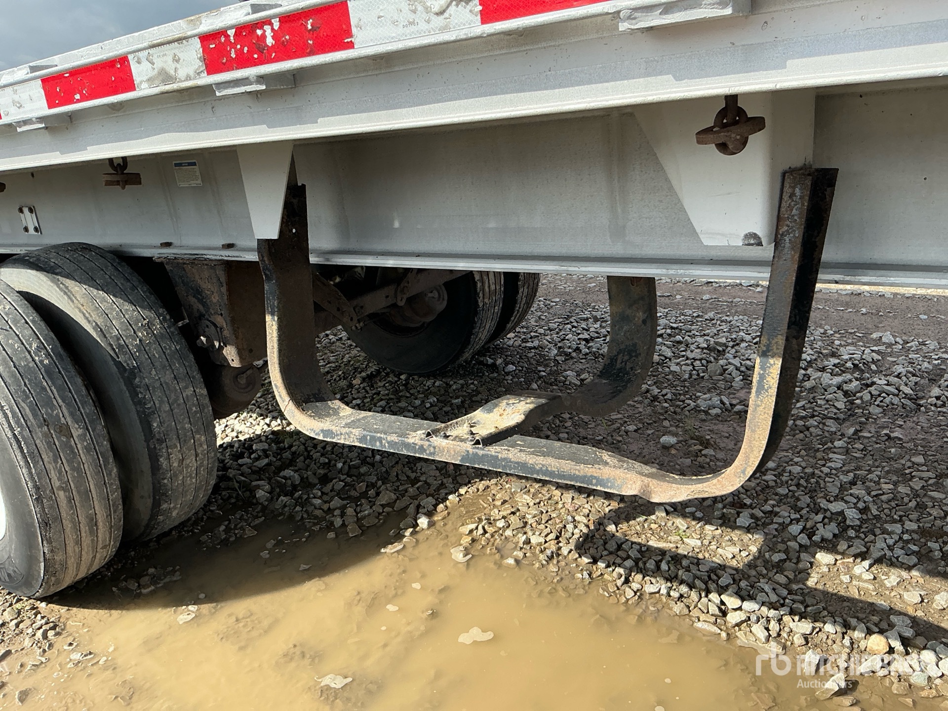 2016 East 46000 lb 48 ft T/A Spread Axle