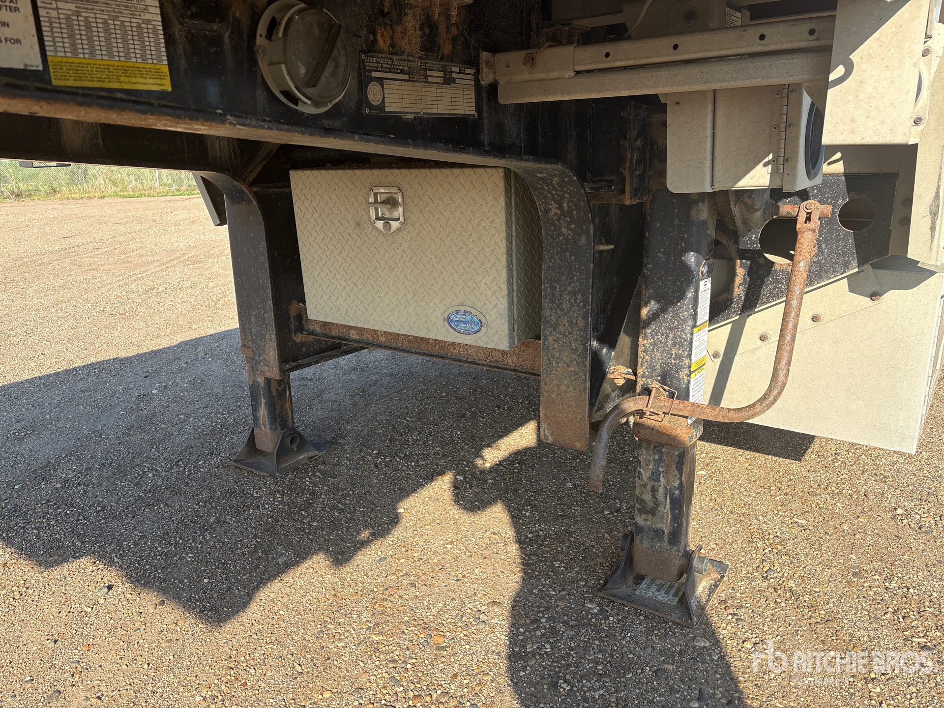 2012 Load King 48 ft T/A