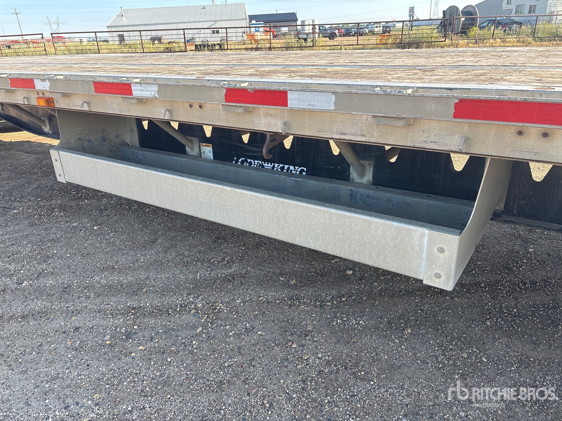 2012 Load King 48 ft T/A