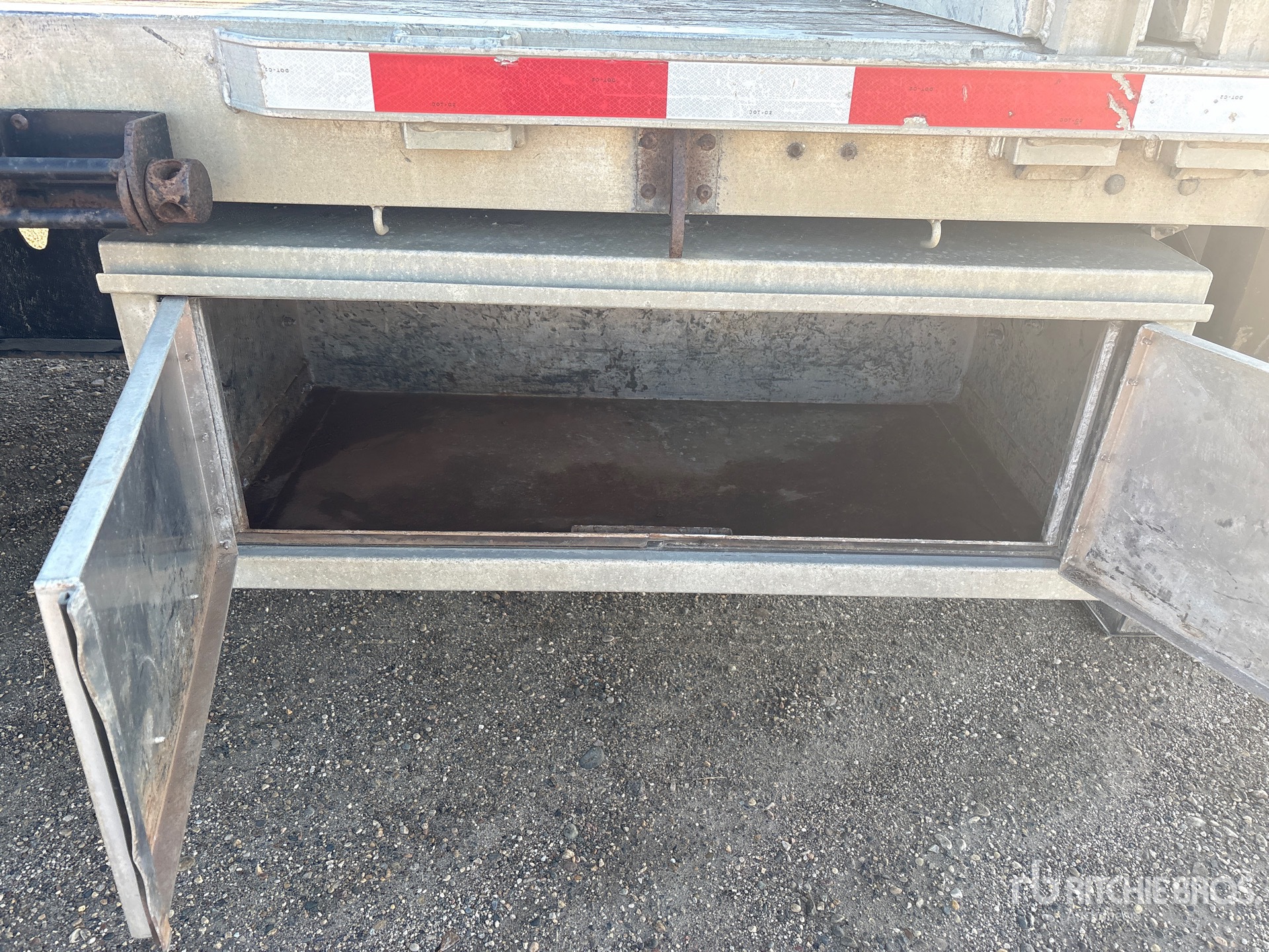 2012 Load King 48 ft T/A