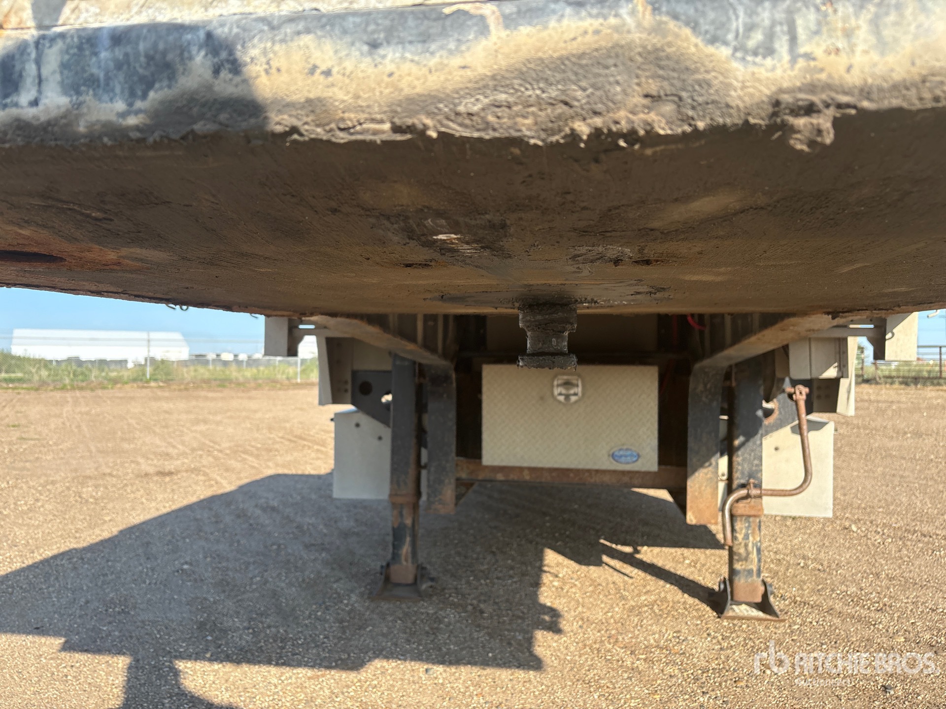 2012 Load King 48 ft T/A