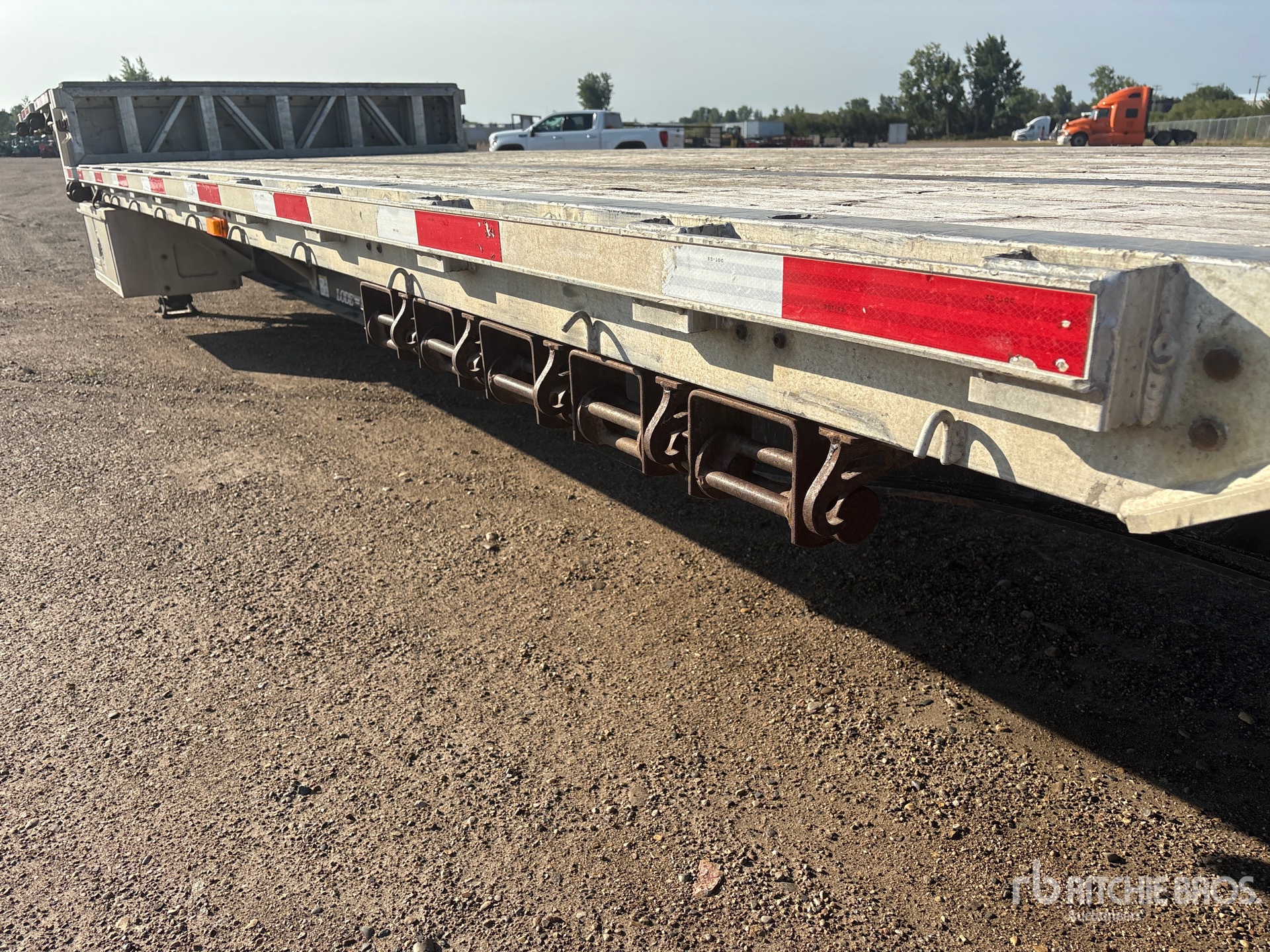 2012 Load King 48 ft T/A