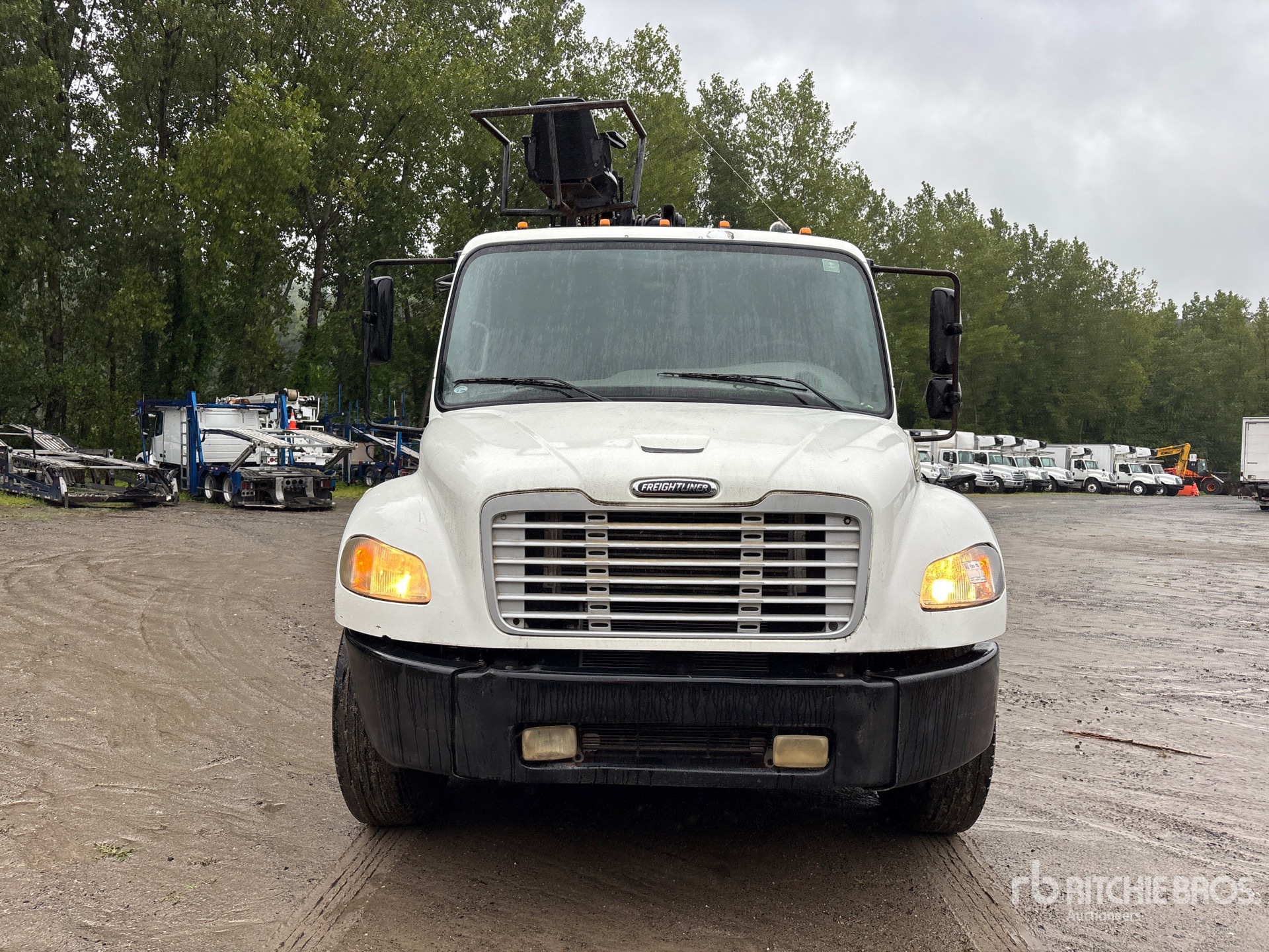 2007 Freightliner M2 106