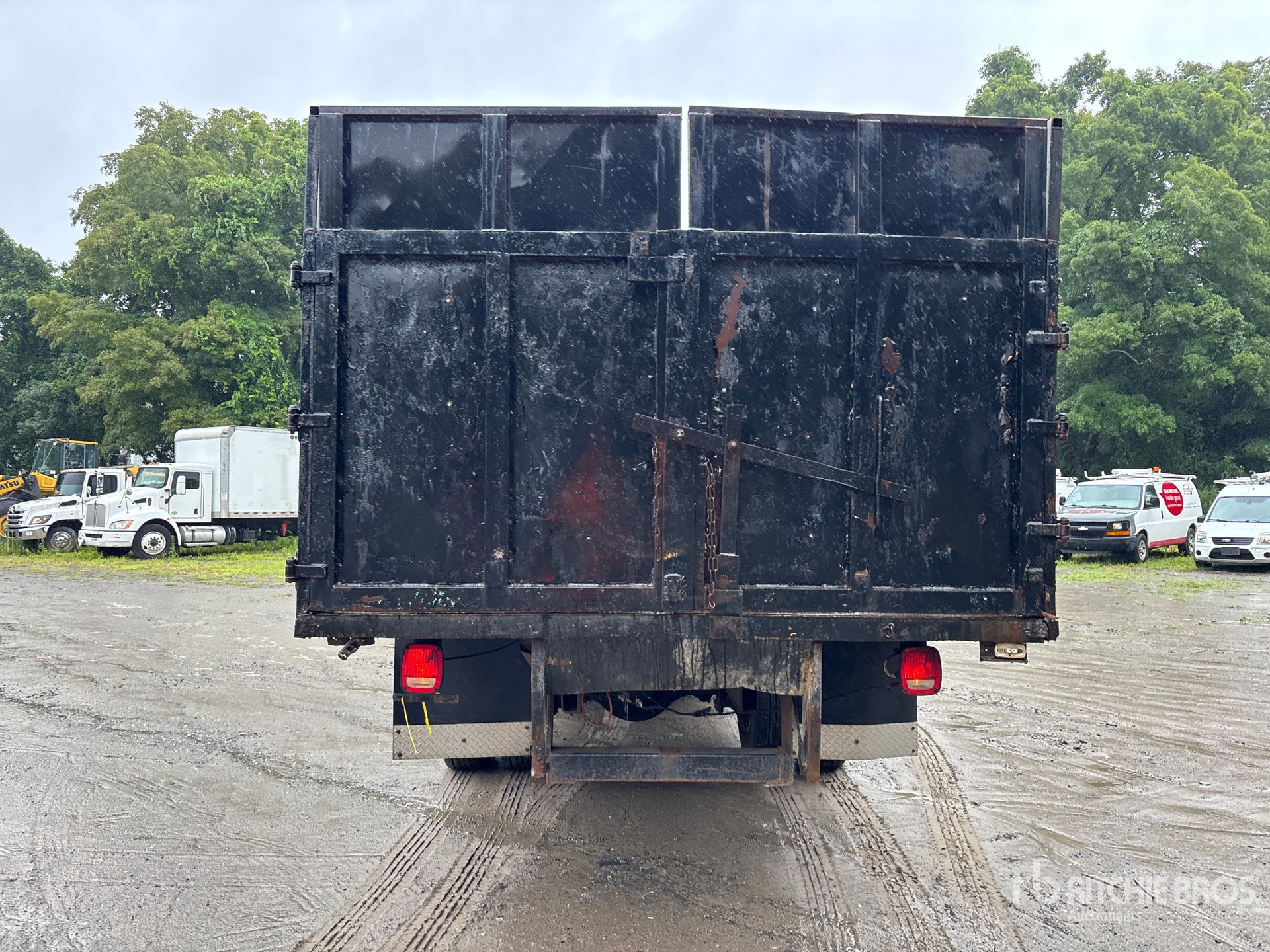 2007 Freightliner M2 106