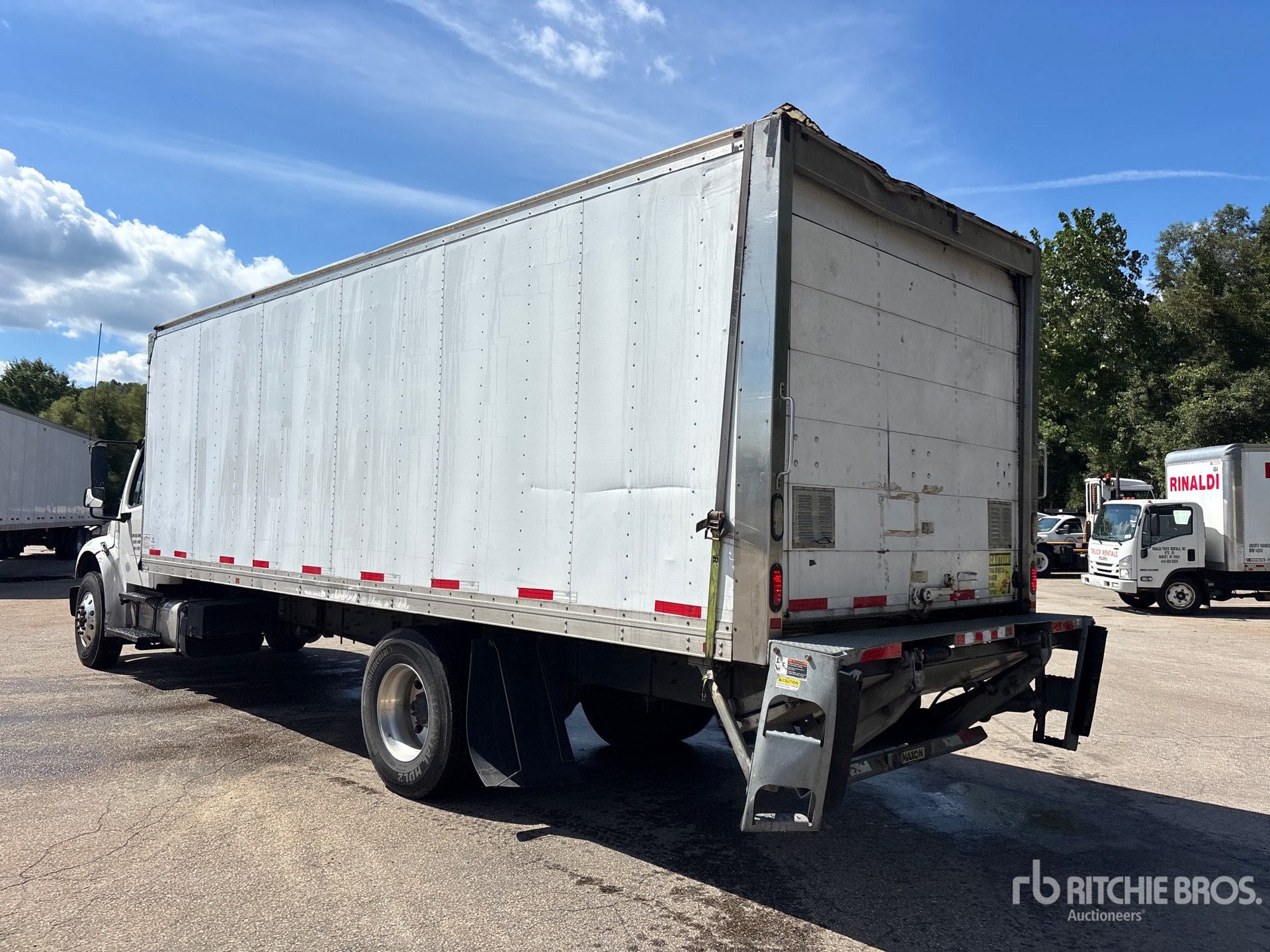 2018 Freightliner M2 106