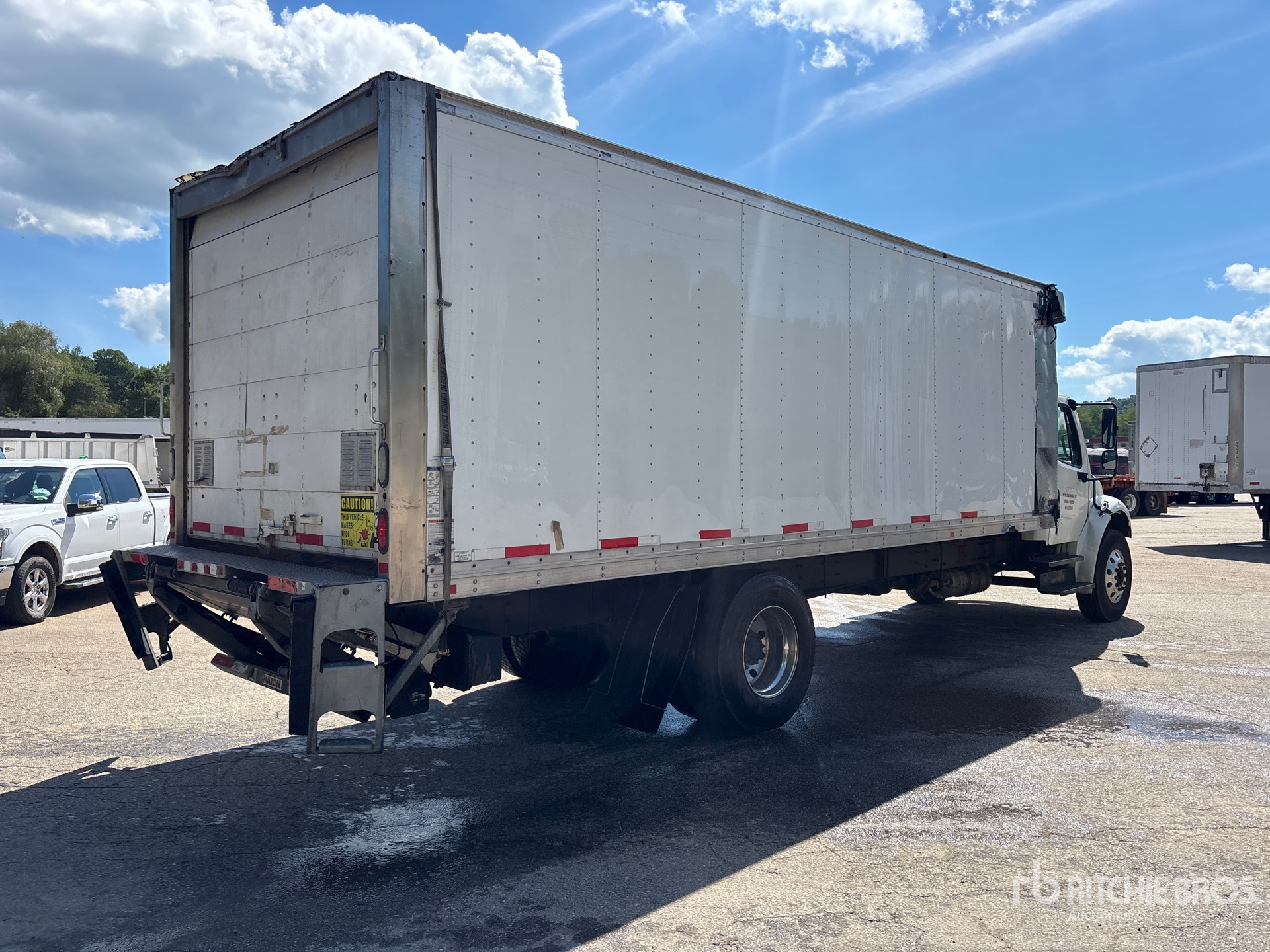 2018 Freightliner M2 106