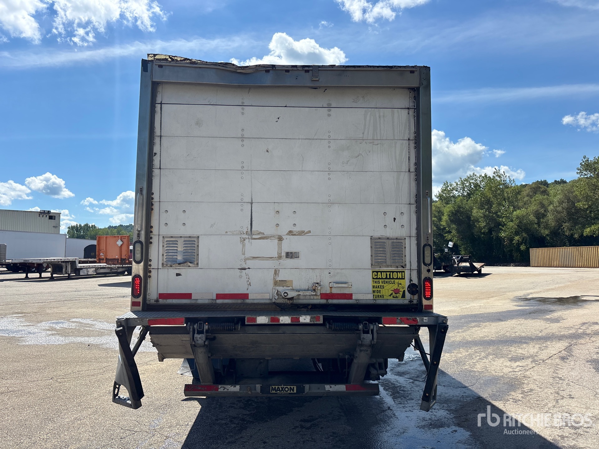 2018 Freightliner M2 106