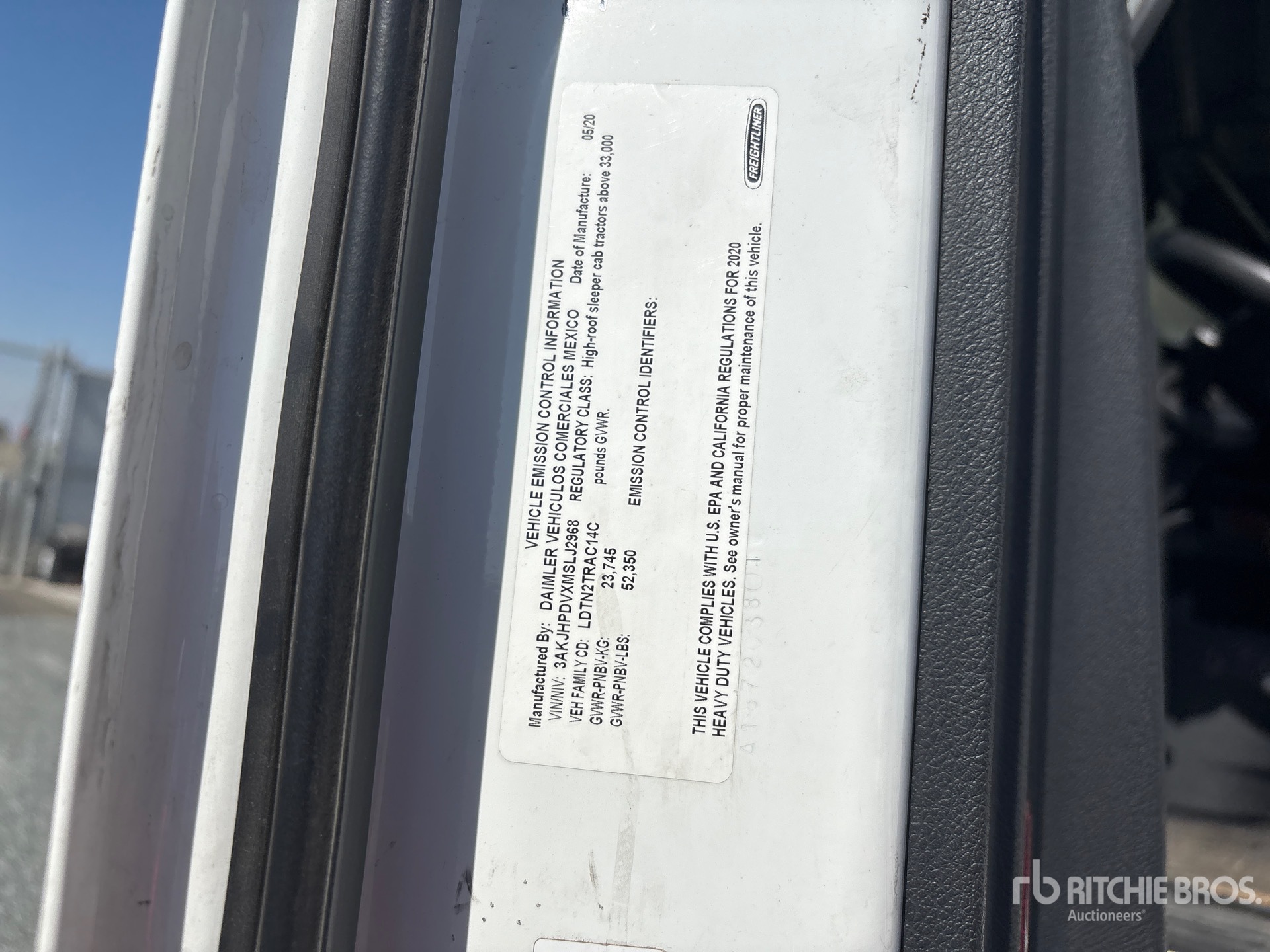 2021 Freightliner CASCADIA 116