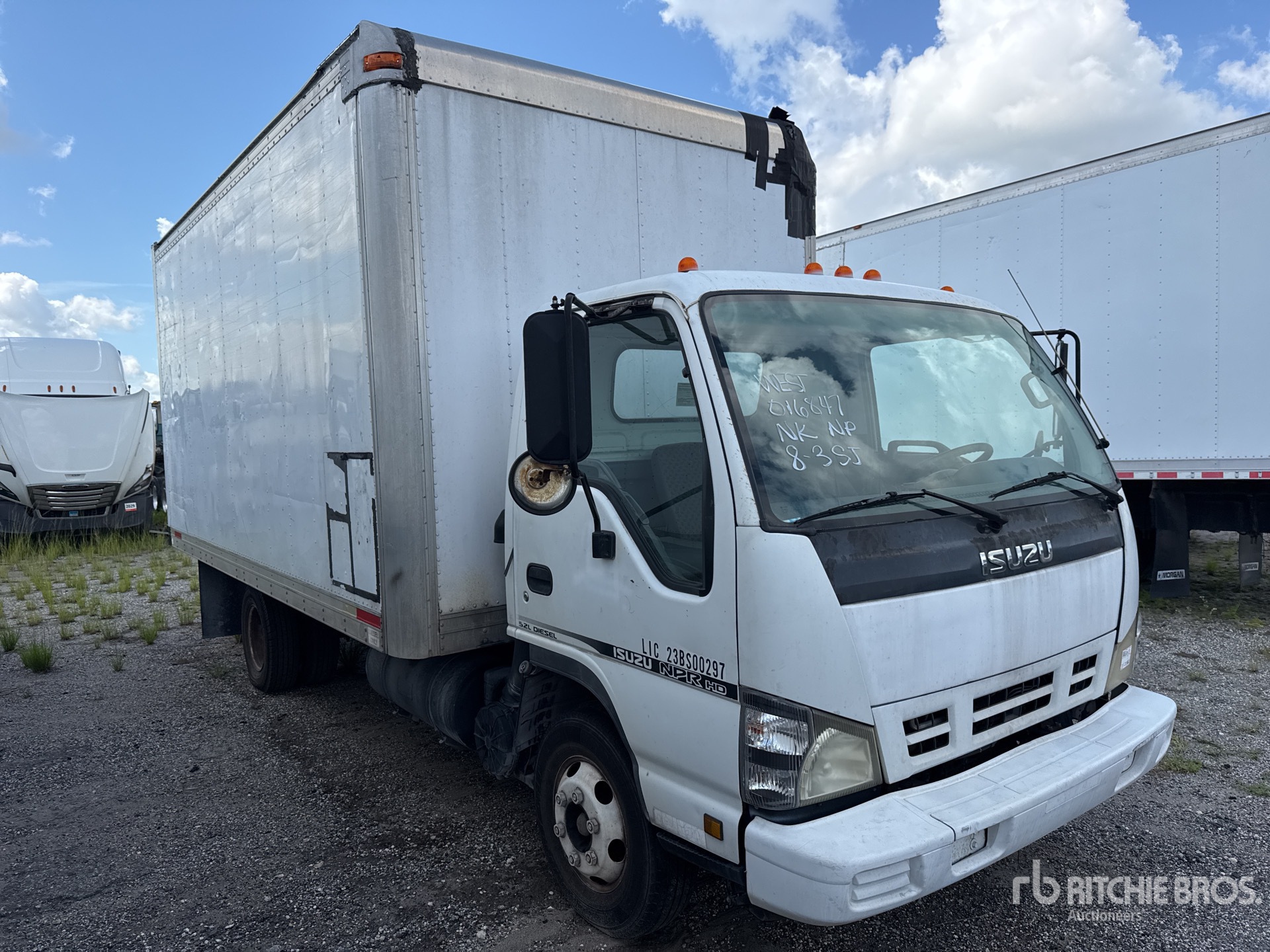 2007 Isuzu NPR