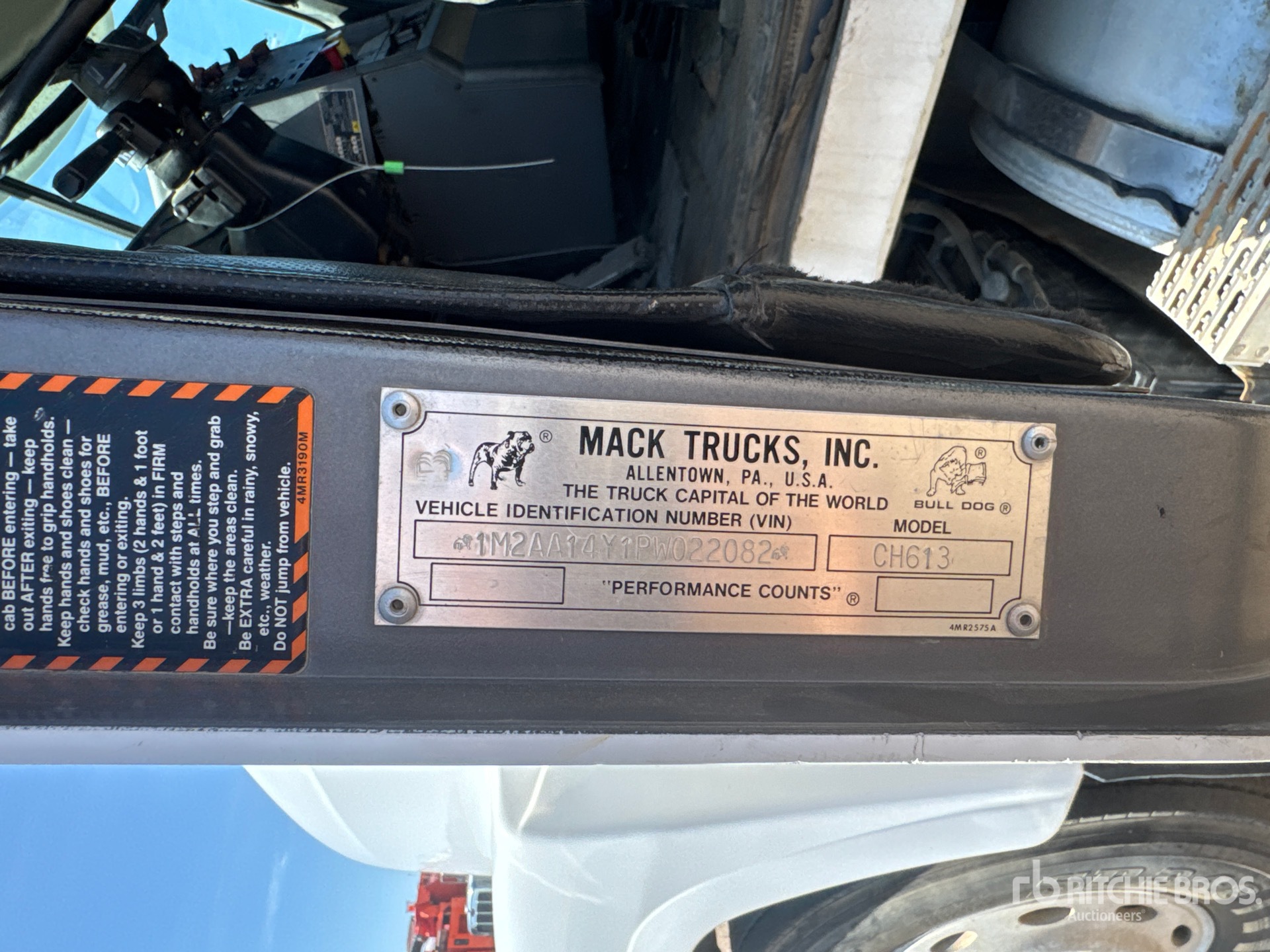 1993 Mack CH613