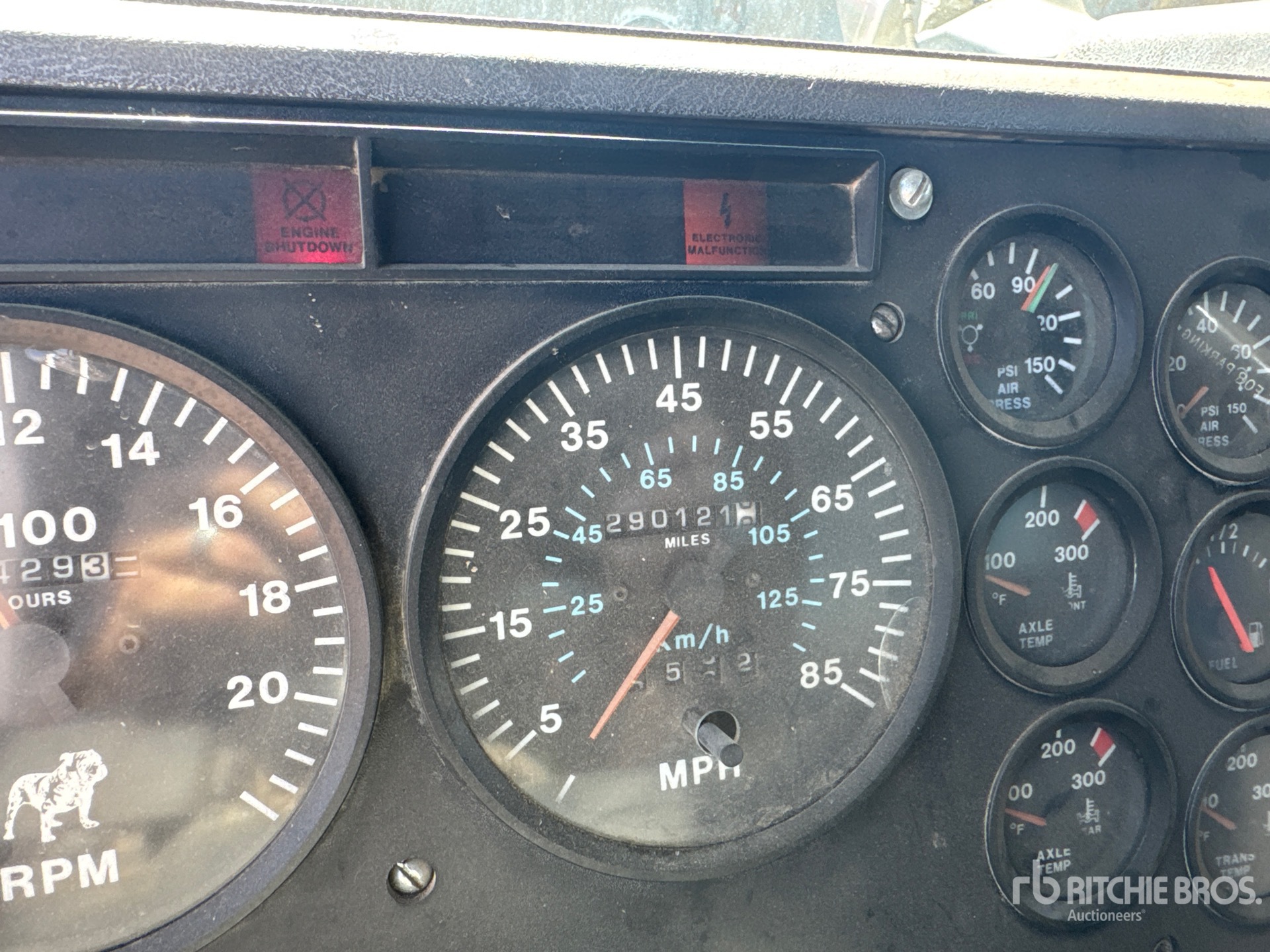 1993 Mack CH613