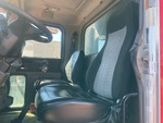 Cab with Seats/armrests