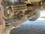 Underbody with Non-Driven Drop Axle (1)