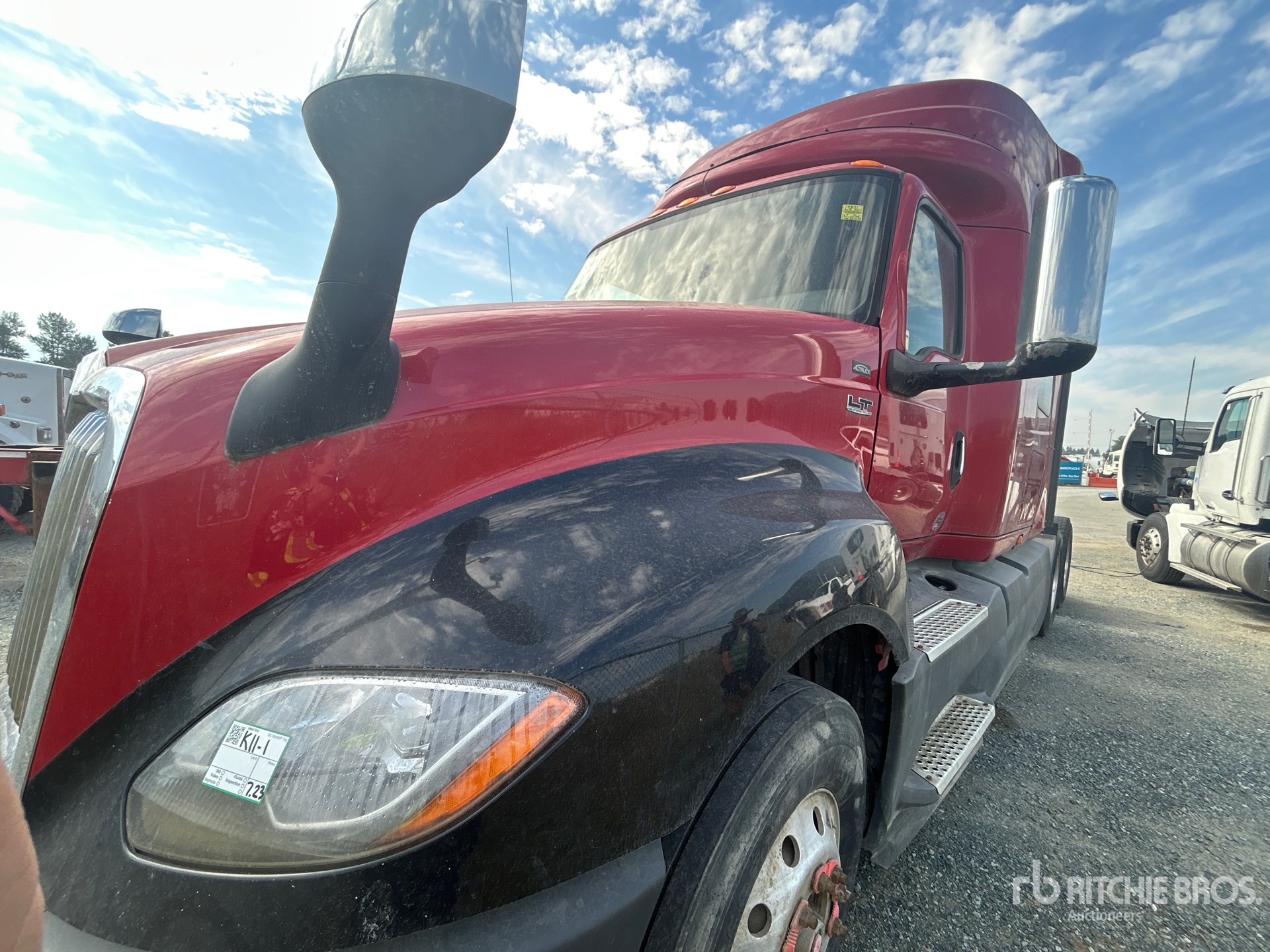 2018 International LT625