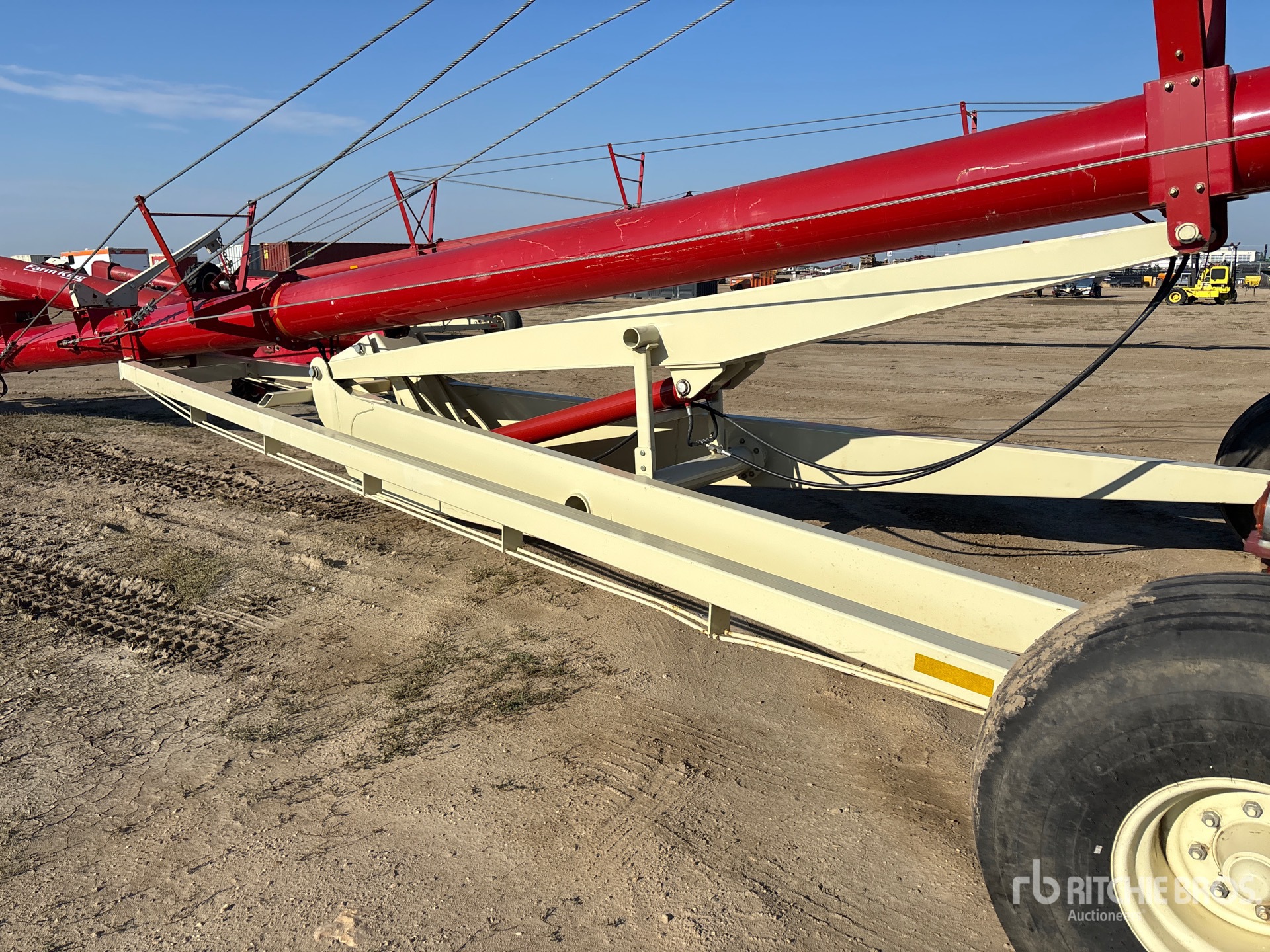 Farm King 16 IN X 100 FT SWING
