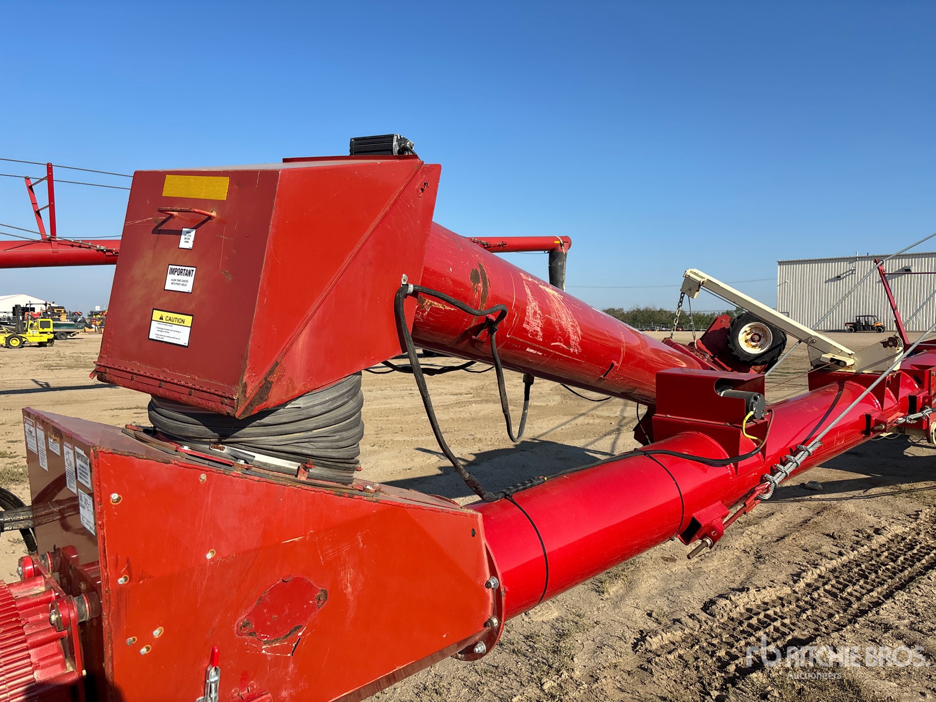 Farm King 16 IN X 100 FT SWING