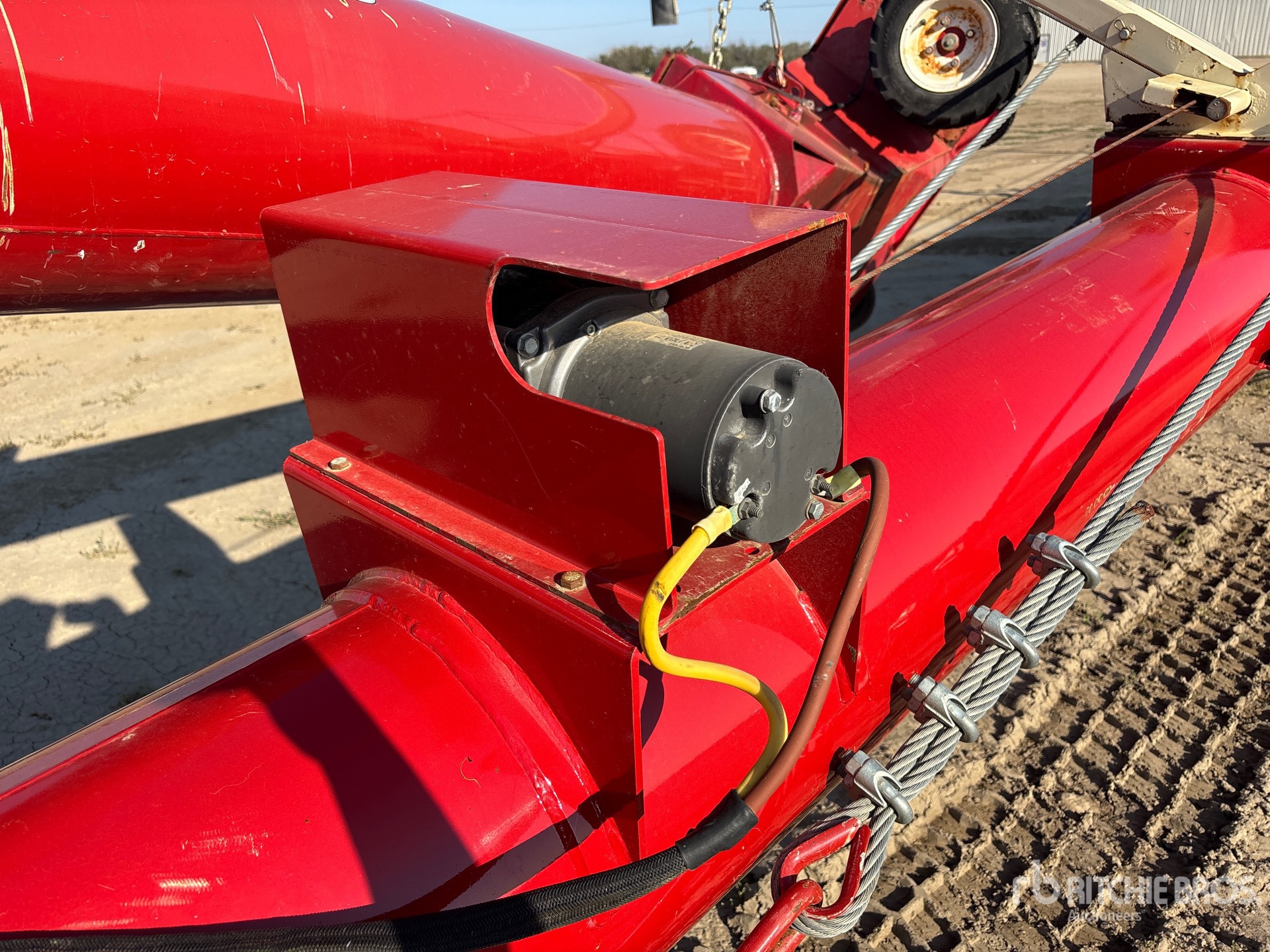 Farm King 16 IN X 100 FT SWING