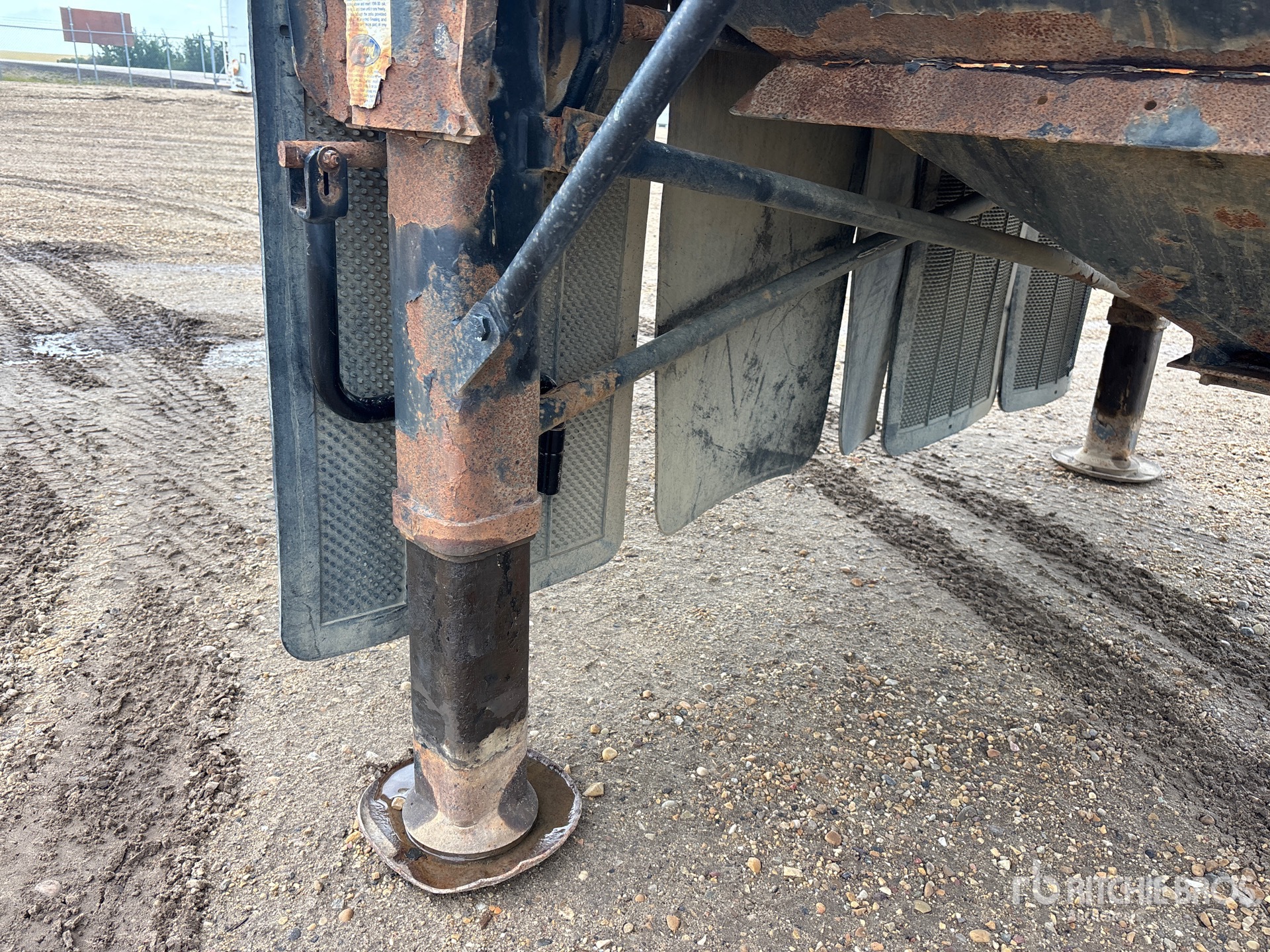 2002 Doepker 27 FT 6 IN SUPER B-TRAIN LEAD