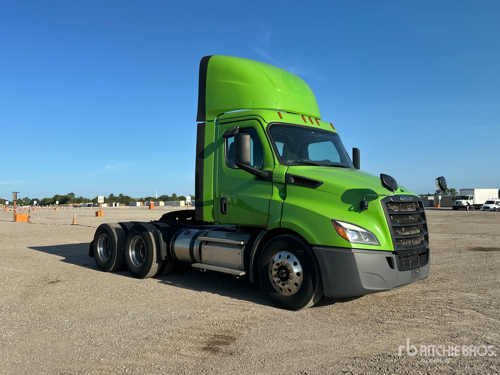 2019 Freightliner CASCADIA 116
