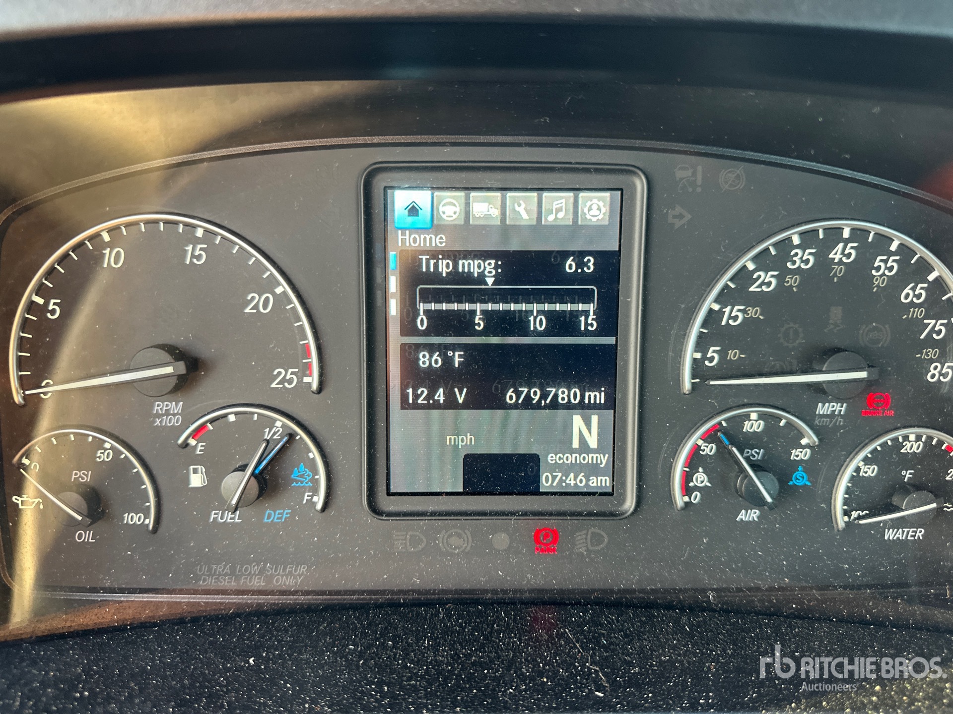 2019 Freightliner CASCADIA 116