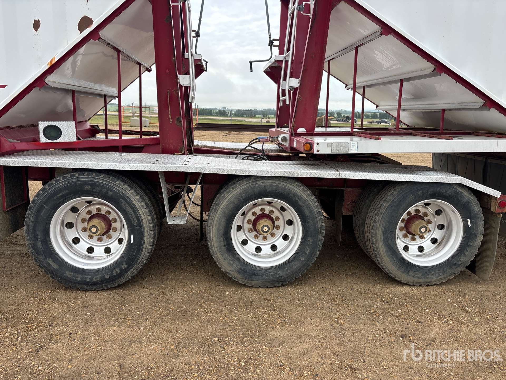 1998 Doepker 27 FT SUPER B-TRAIN LEAD