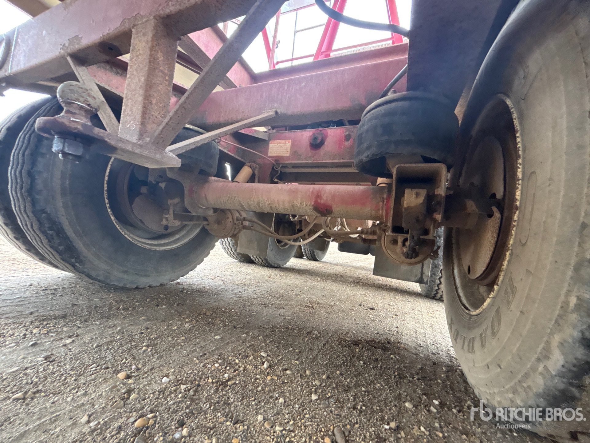 1998 Doepker 27 FT SUPER B-TRAIN LEAD