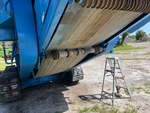 Chassis with Discharge Conveyor Rollers