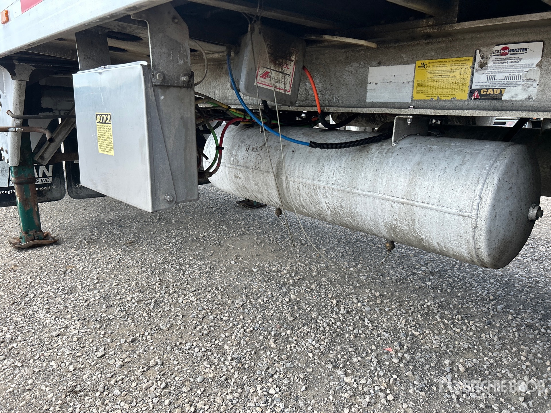 2011 Titan 5/Axle