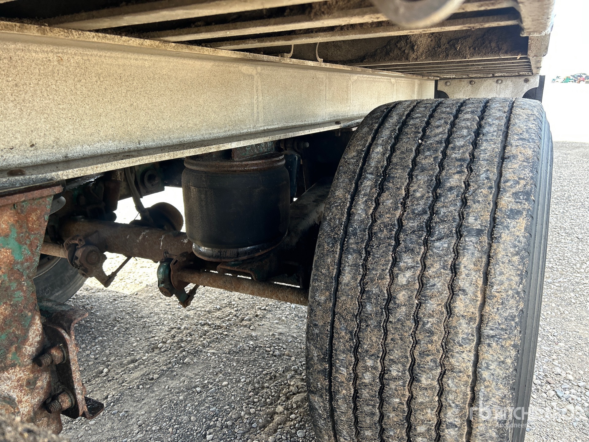 2011 Titan 5/Axle