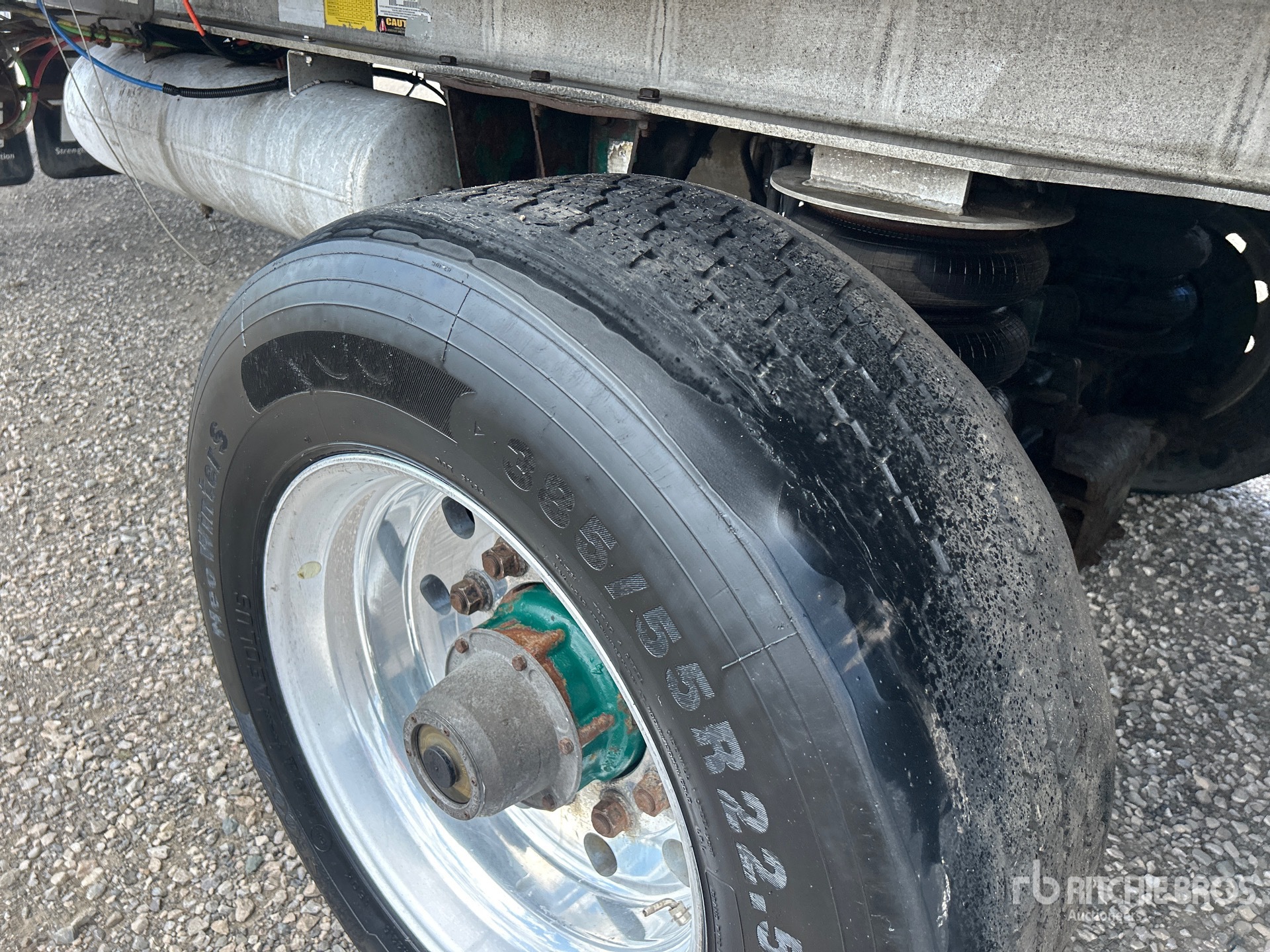 2011 Titan 5/Axle