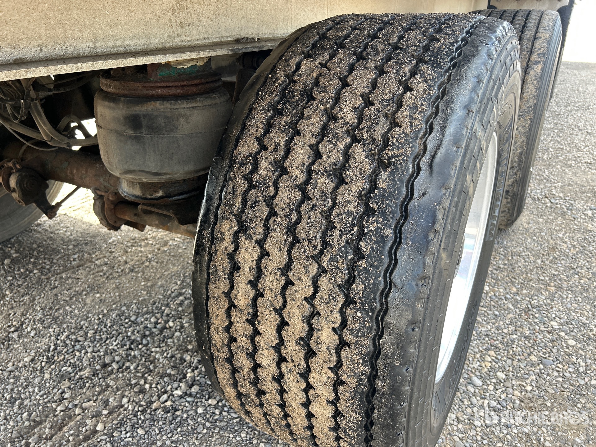 2011 Titan 5/Axle