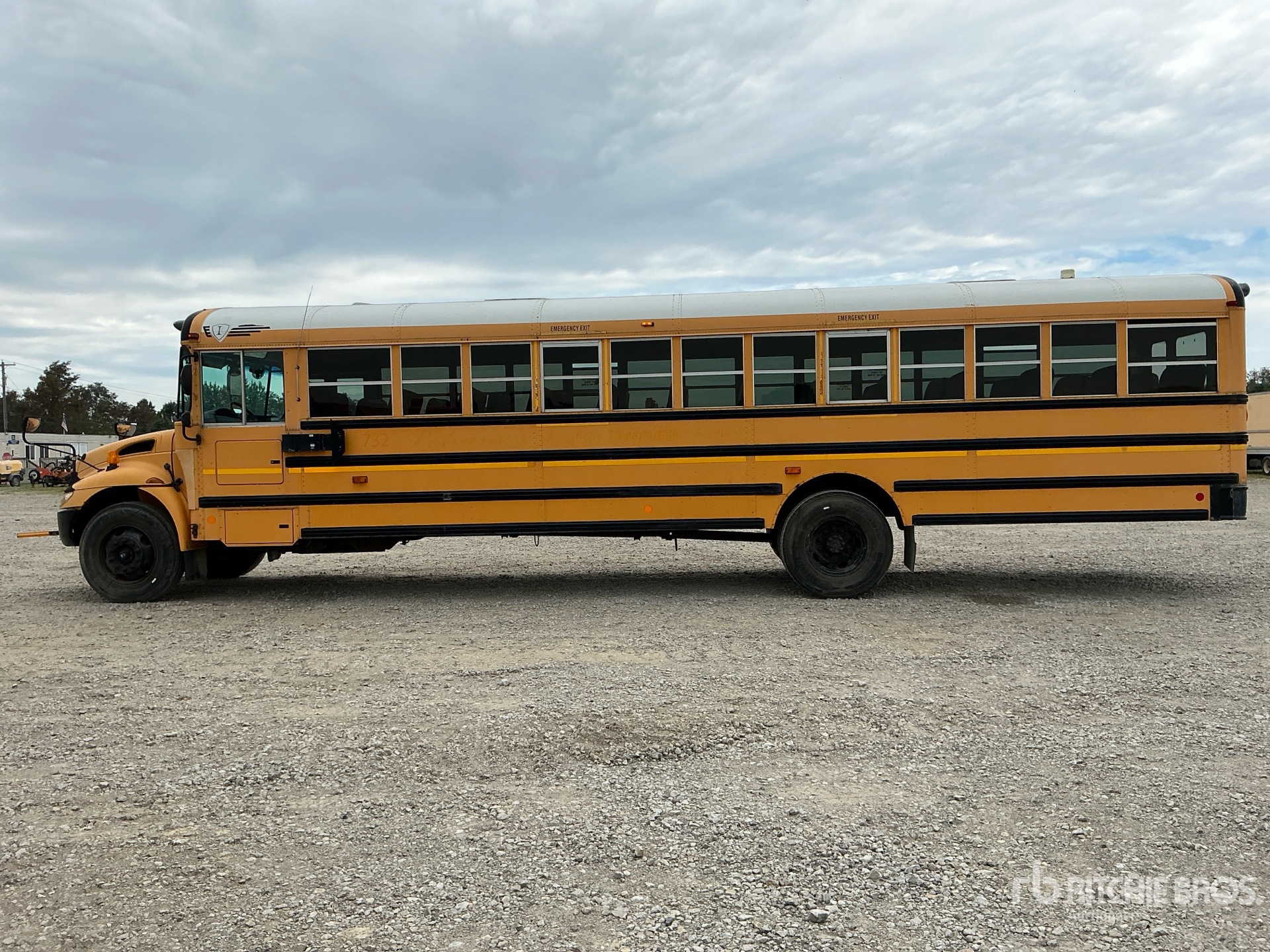 2011 International PB105