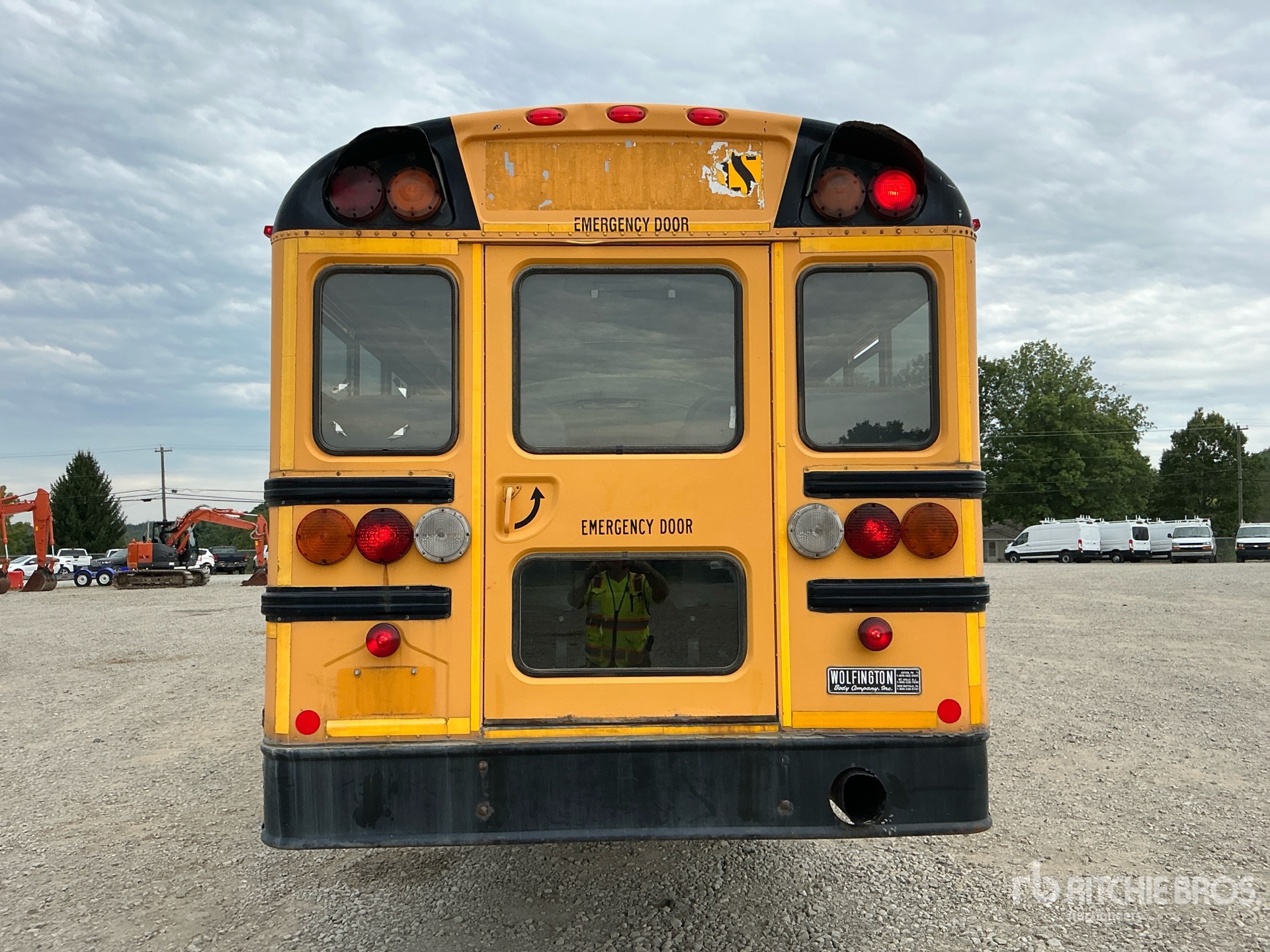 2011 International PB105