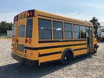 General Appearance with Imagen: esquina trasera derecha